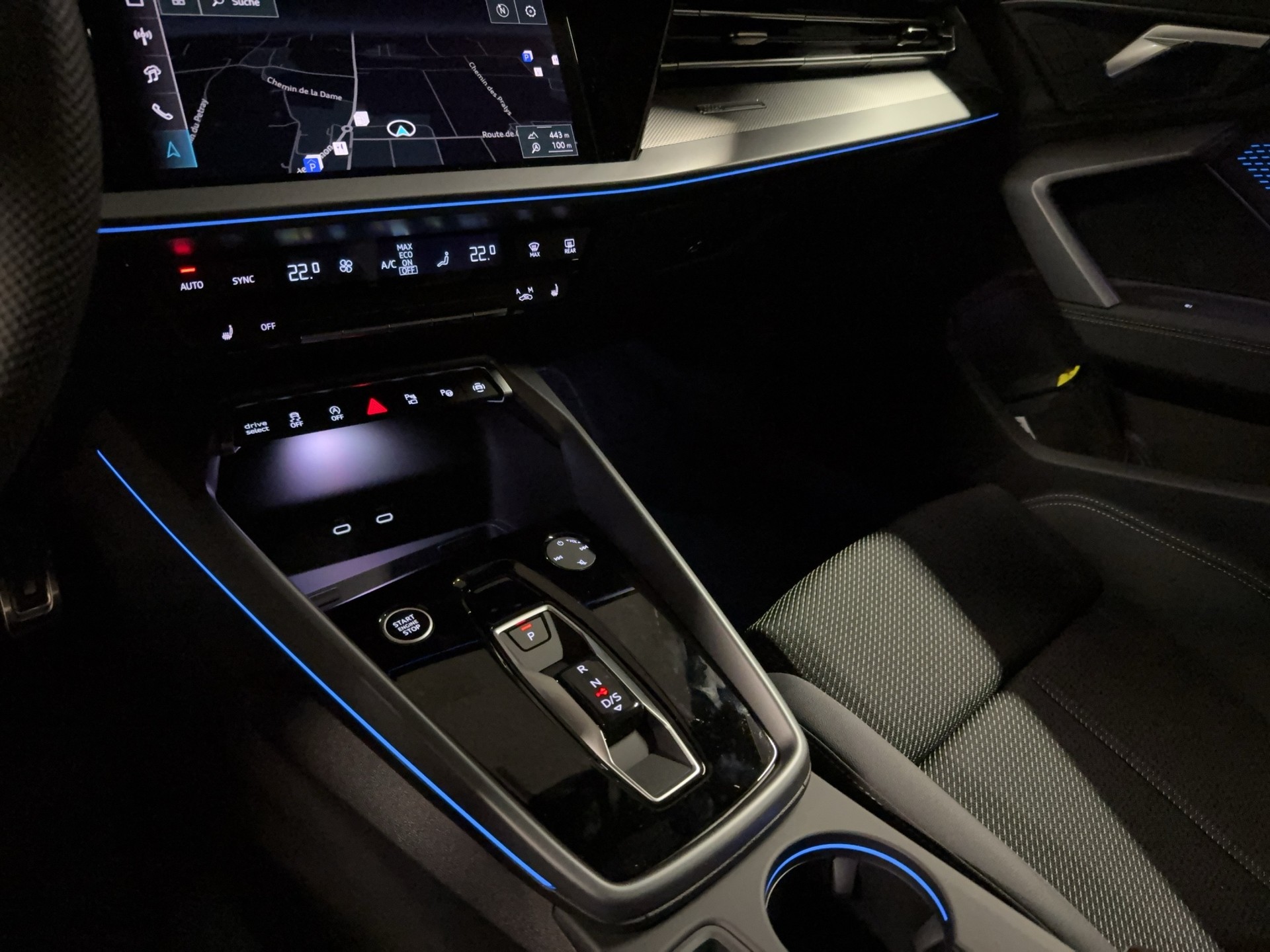 AUDI A3 allstreet 35 TFSI Attraction S-tronic-image-12
