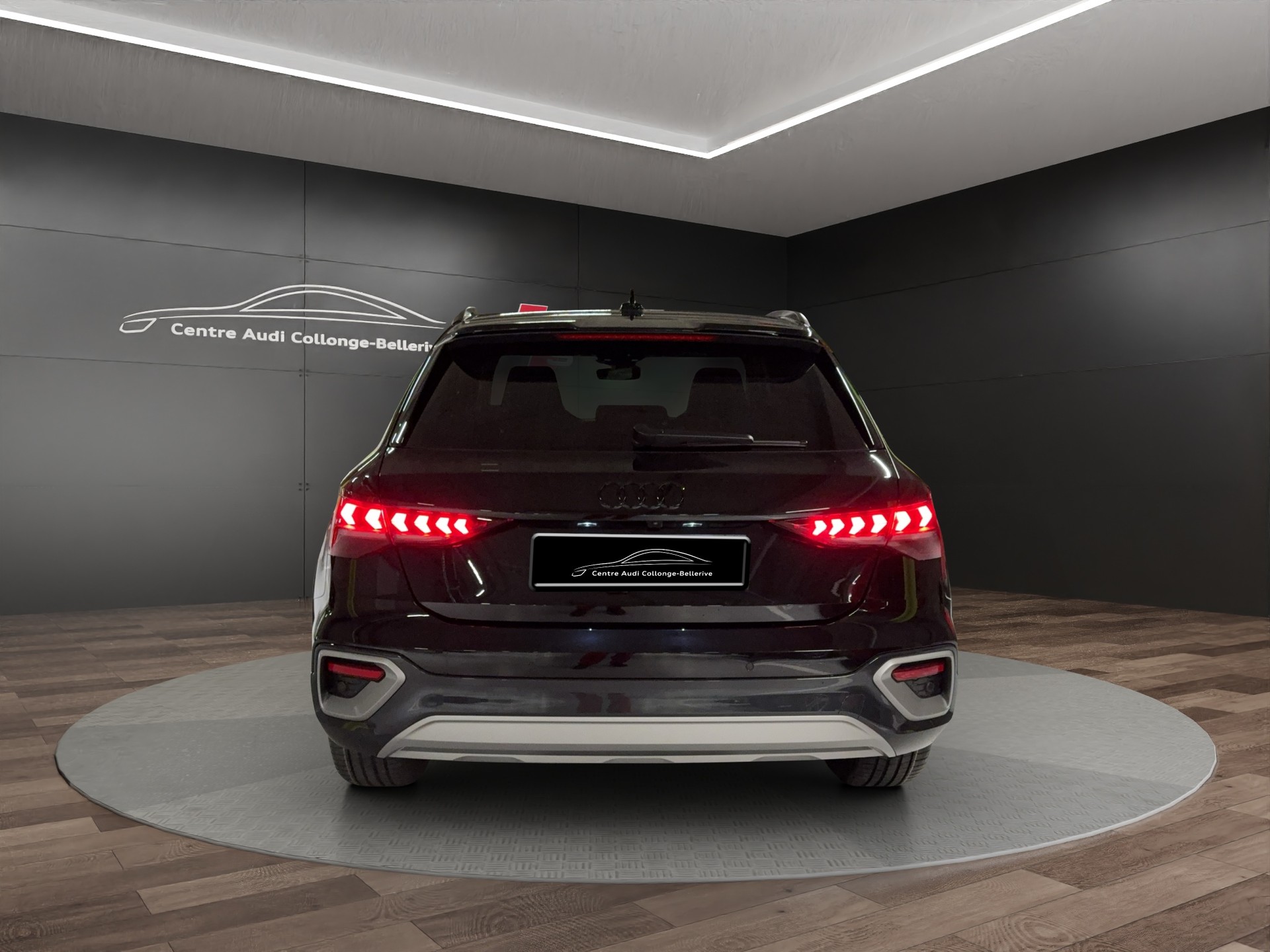 AUDI A3 allstreet 35 TFSI Attraction S-tronic-image-4