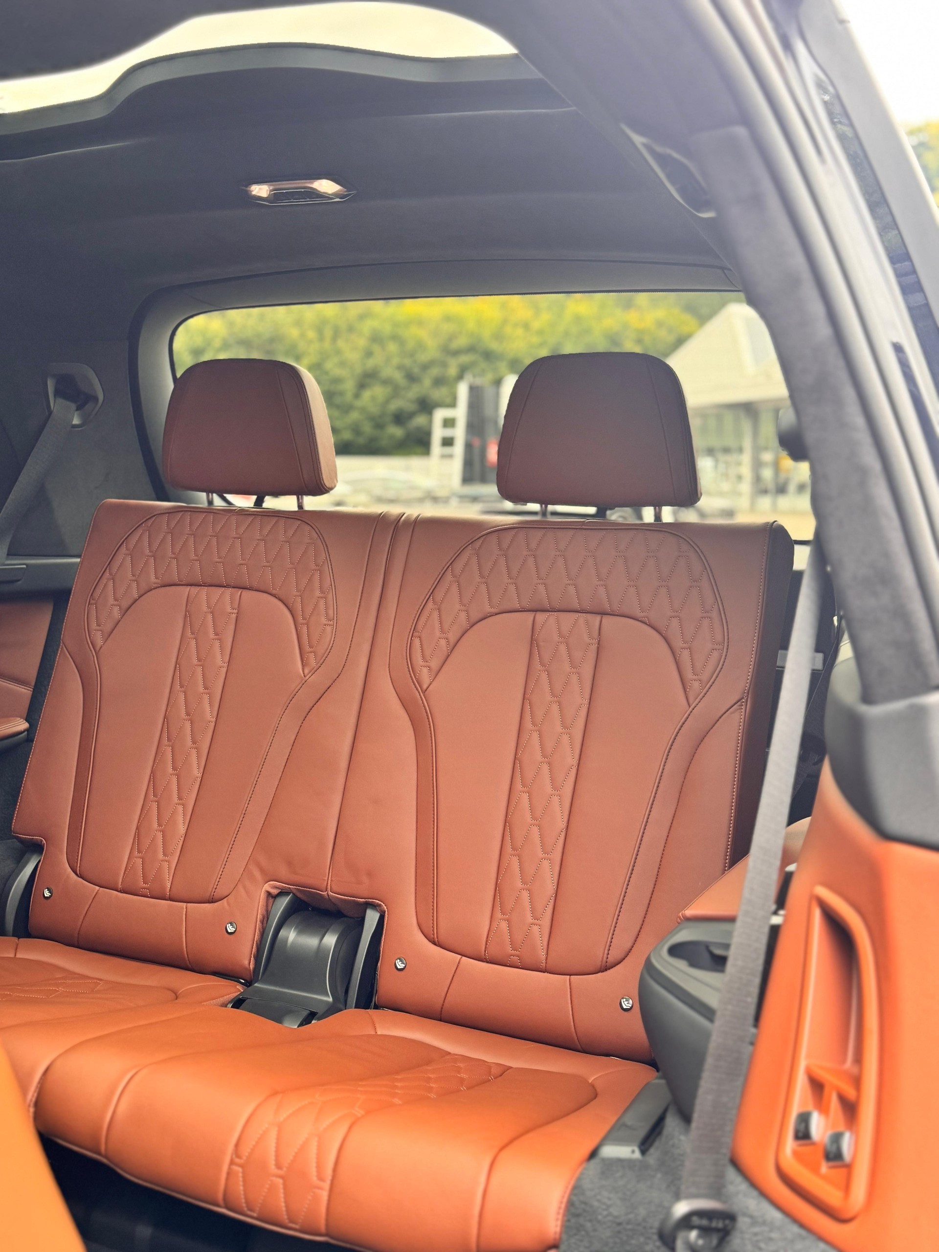 BMW X7 xDrive M50i Steptronic-image-8