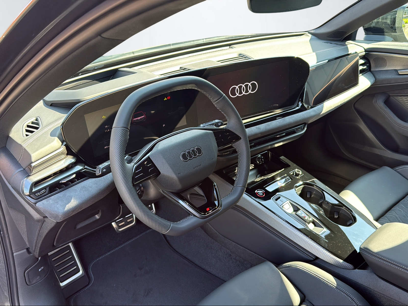 AUDI A5 Avant 2.0 e-hybrid 220 quattro S-Tronic-image-10