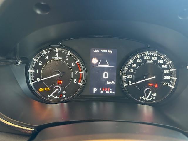 SUZUKI Vitara 1.4 T Compact Top Hybrid 4x4-image-10