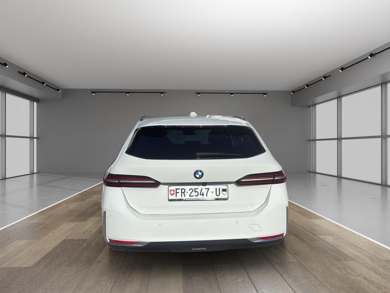 BMW 540d xDrive 48V Touring Steptronic-image-7