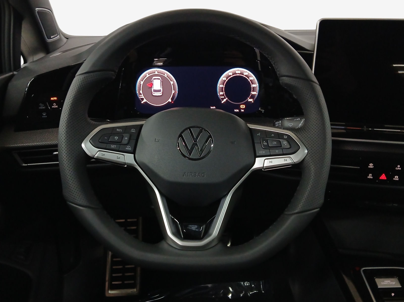 VW Golf Variant 1.5 eTSI mHEV R-Line-image-9