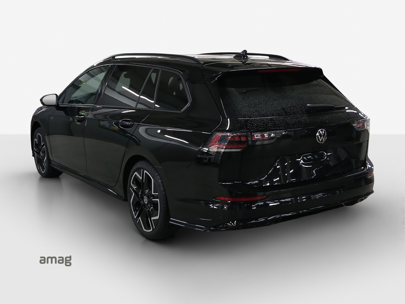 VW Golf Variant 1.5 eTSI mHEV R-Line-image-2