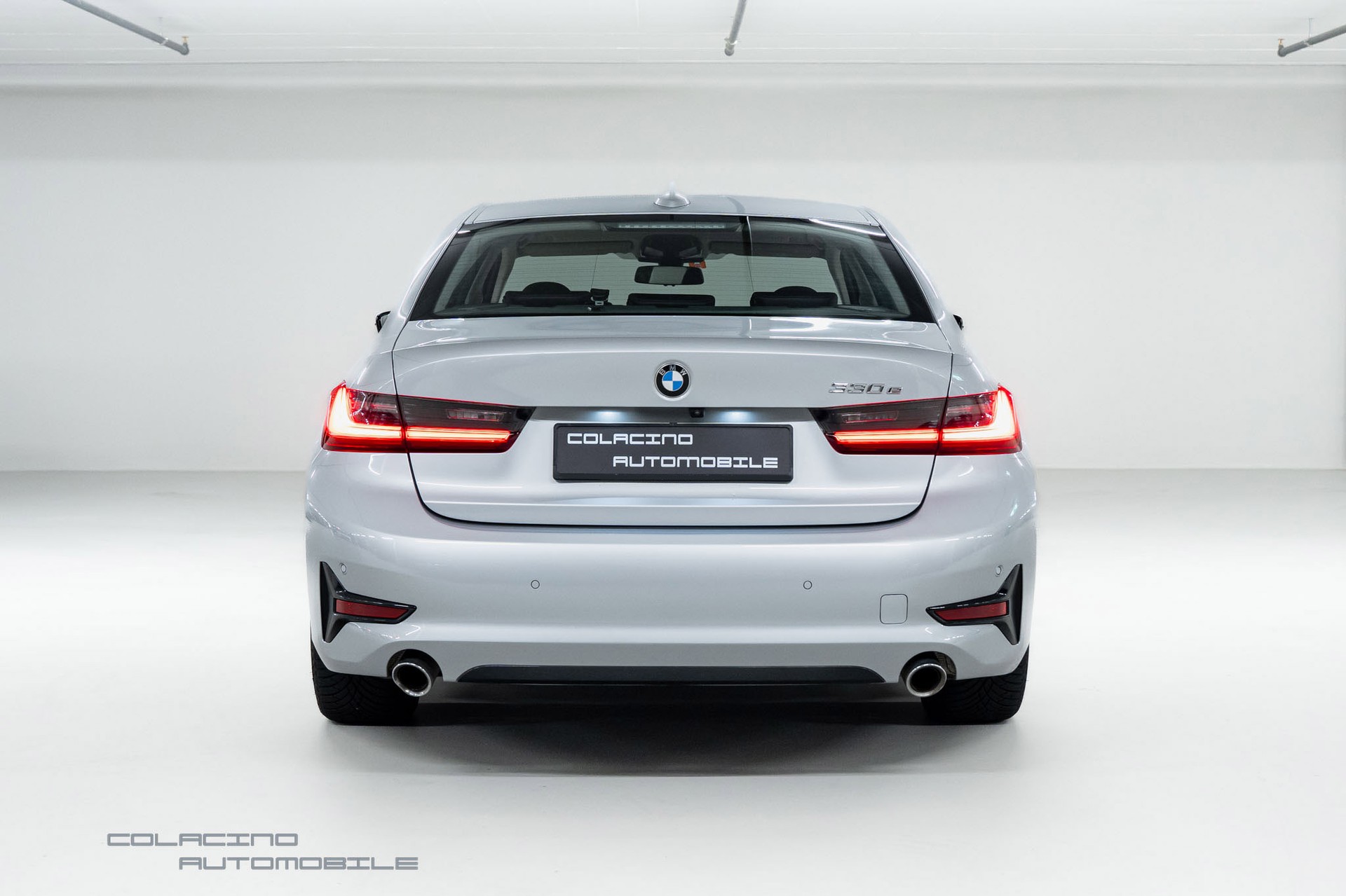 BMW 330e Steptronic Luxury Line-image-5
