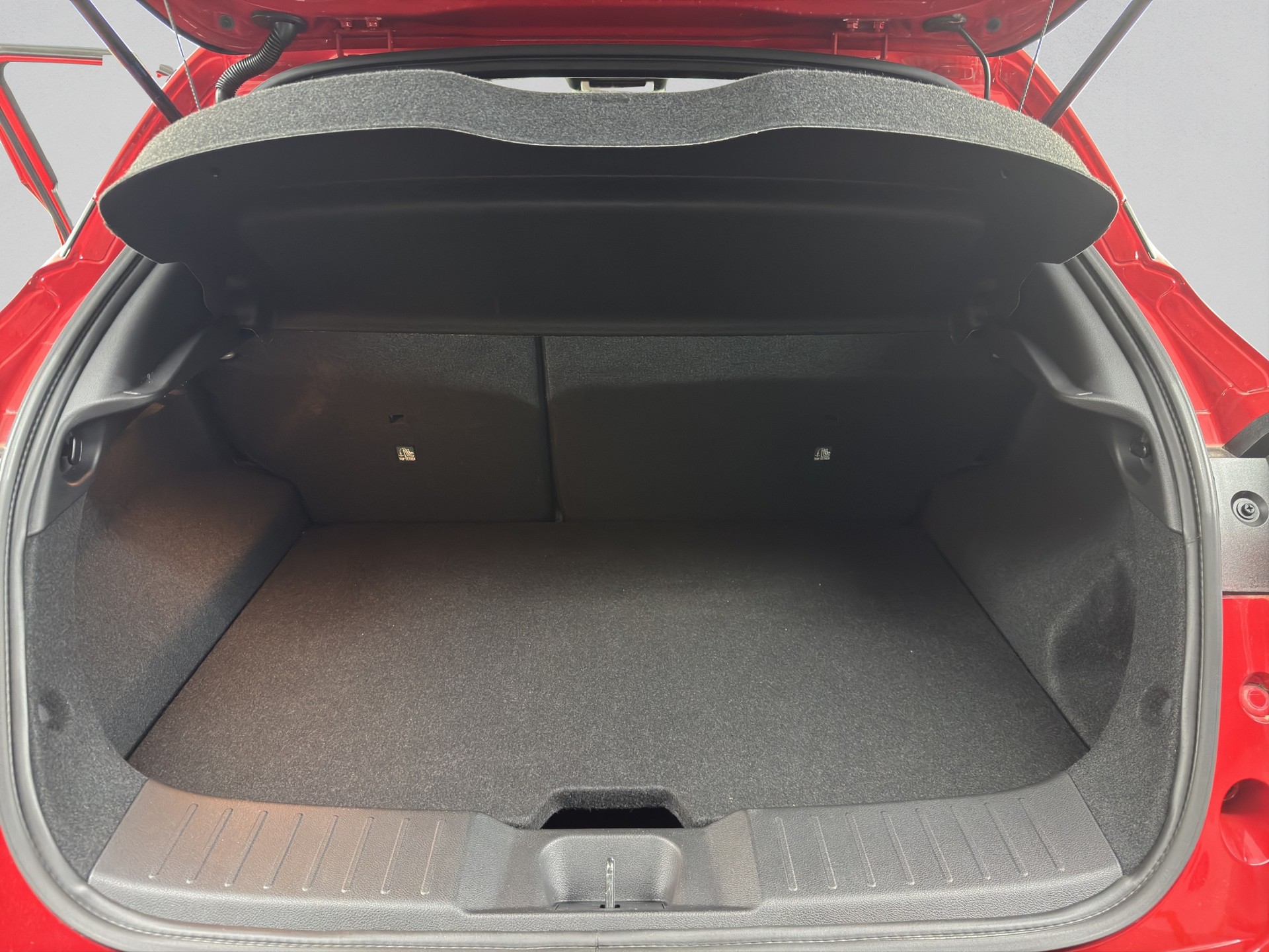 NISSAN Juke 1.6 FHEV Tekna-image-8
