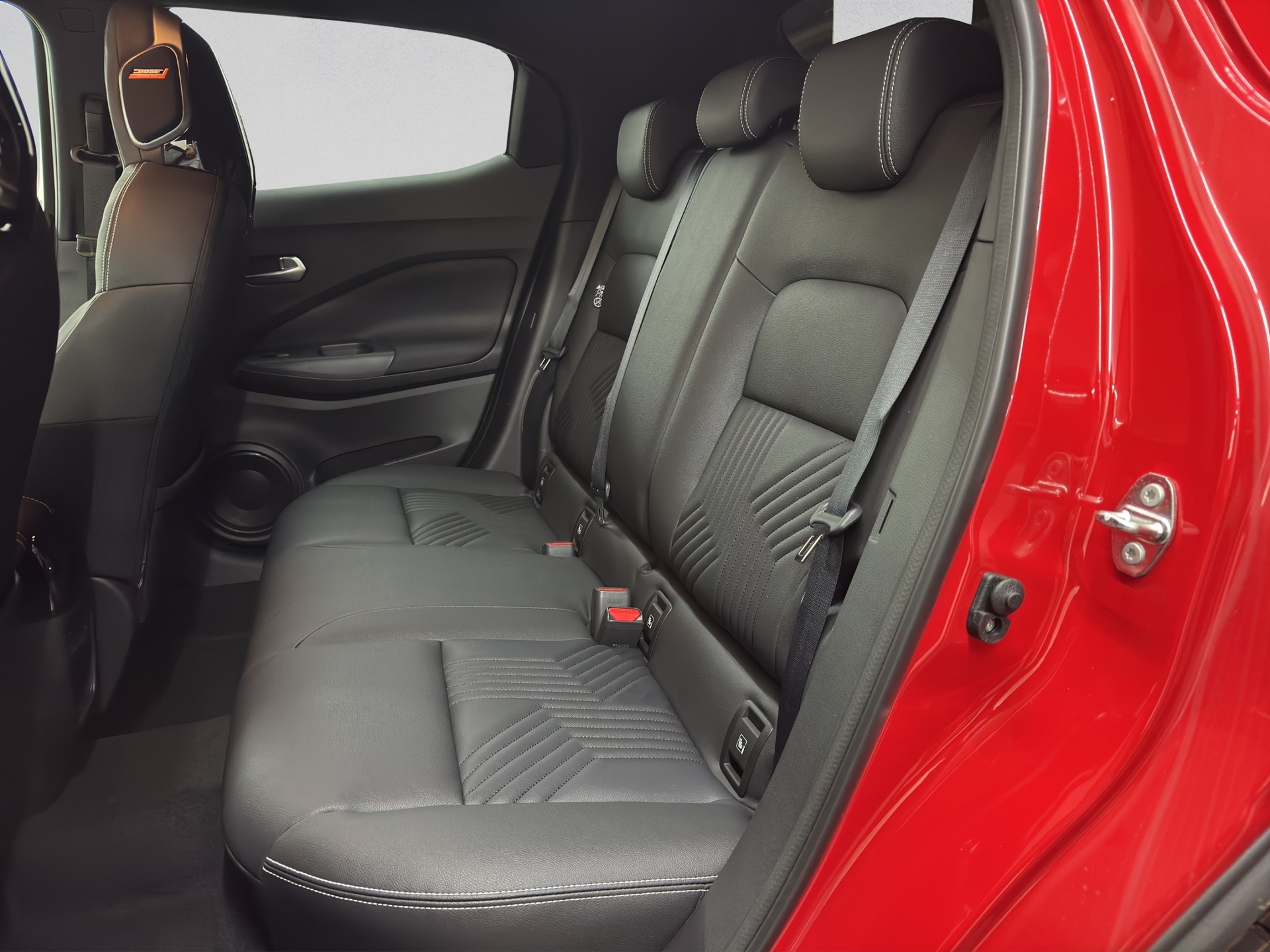 NISSAN Juke 1.6 FHEV Tekna-image-7