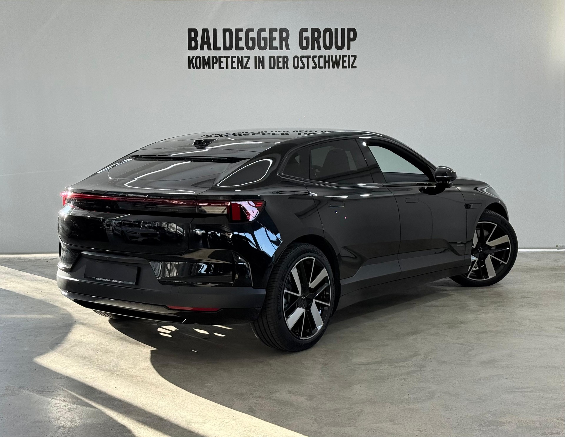 POLESTAR 4 Long Range Dual Motor Prime-image-2