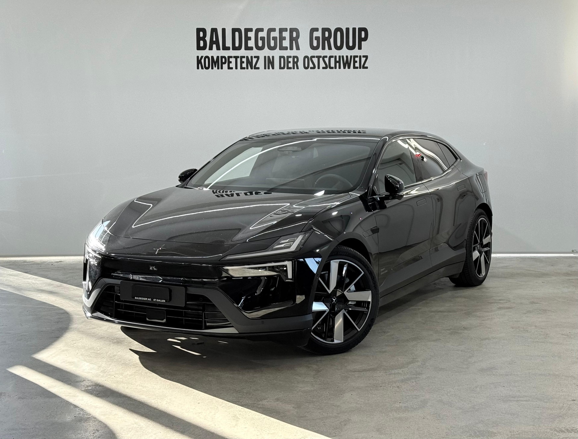POLESTAR 4 Long Range Dual Motor Prime-image-0