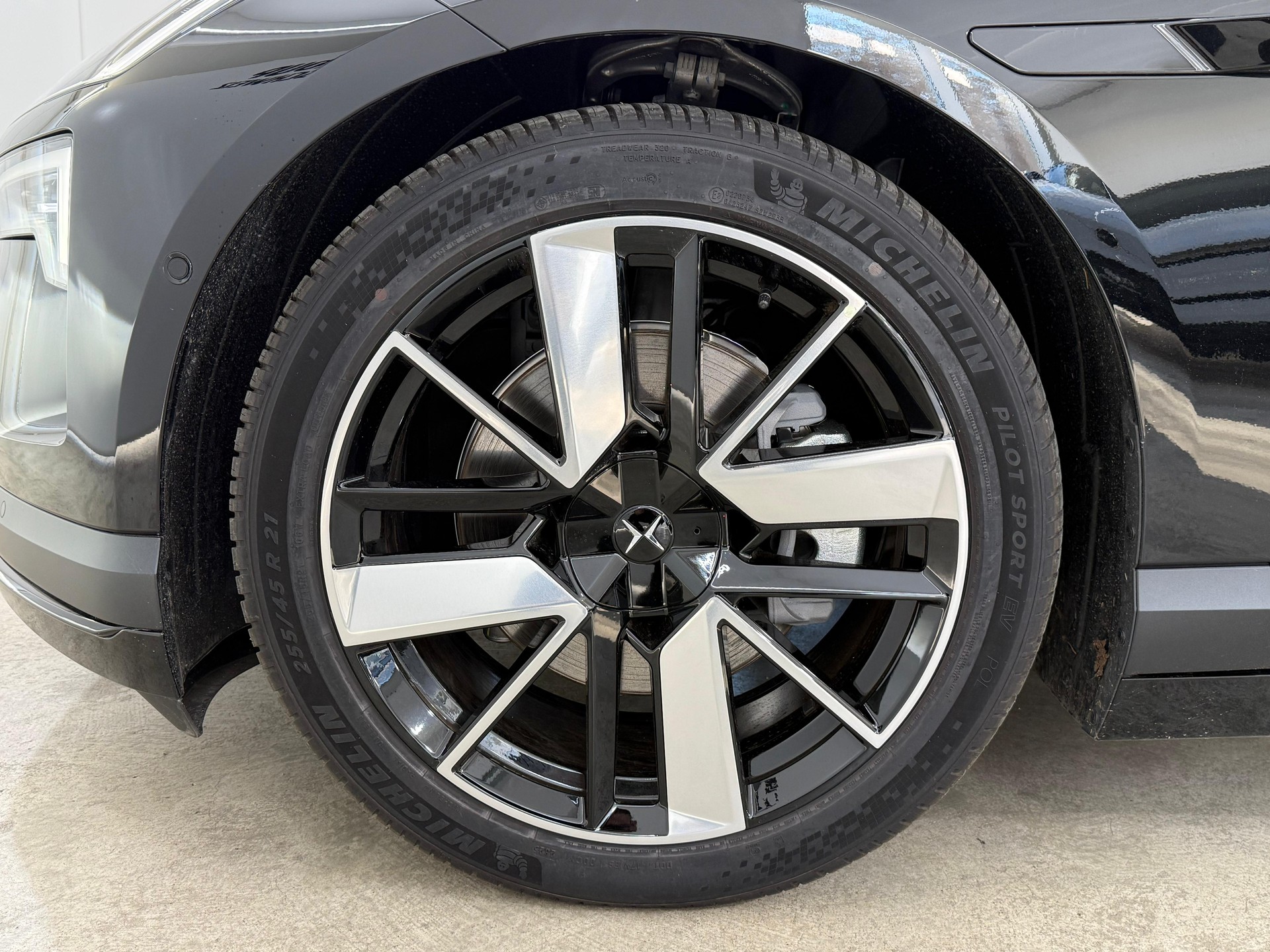 POLESTAR 4 Long Range Dual Motor Prime-image-7