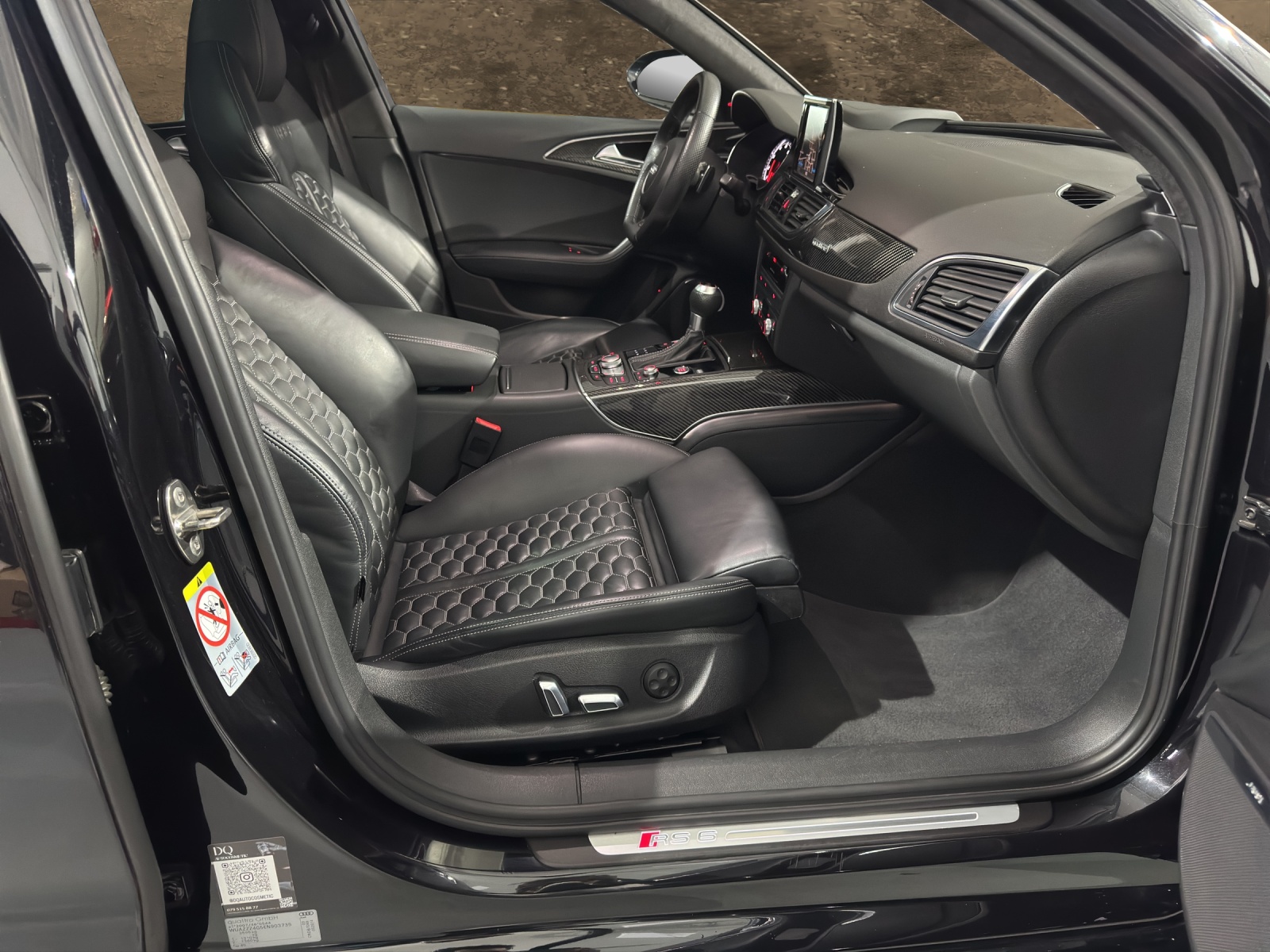 AUDI RS6 Avant 4.0 TFSI V8 quattro Tiptronic-image-11