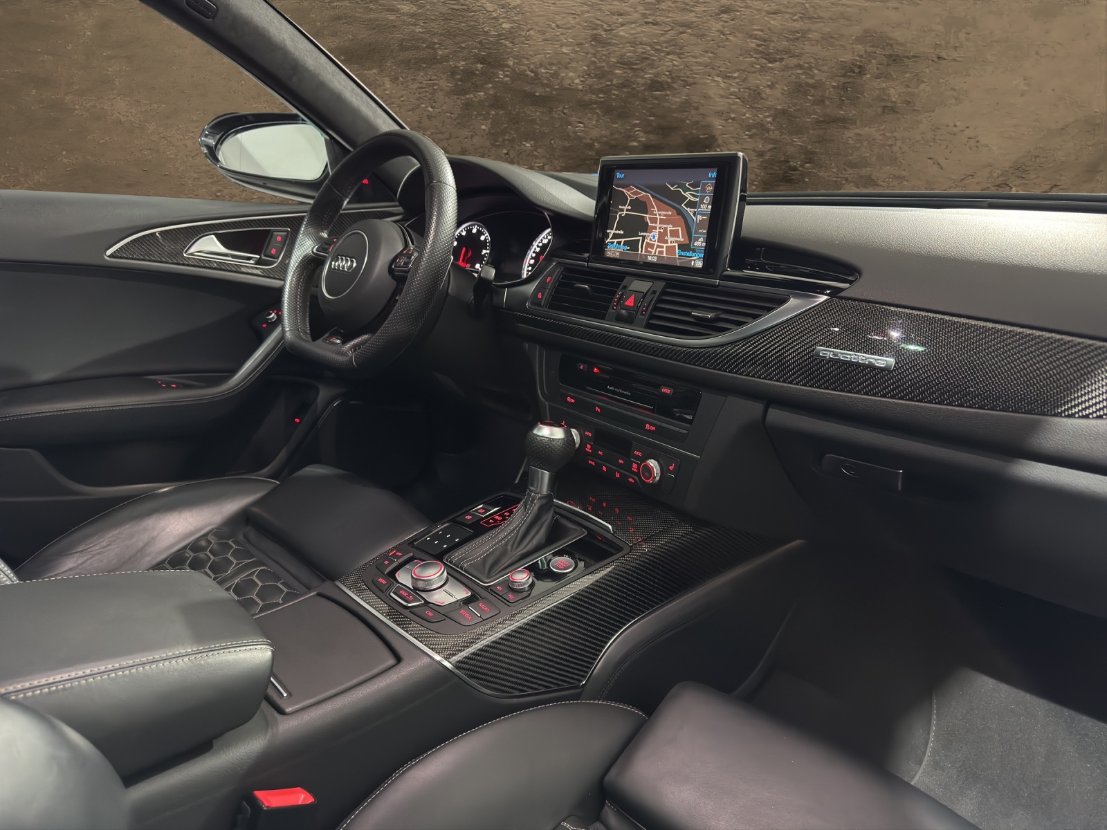 AUDI RS6 Avant 4.0 TFSI V8 quattro Tiptronic-image-10