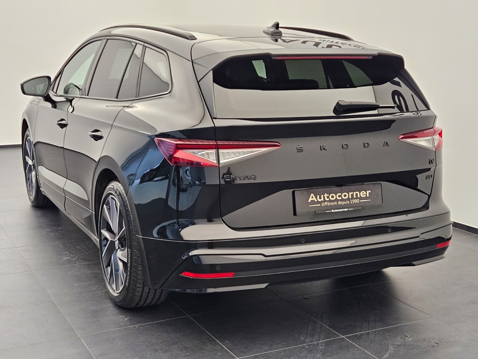 SKODA Enyaq iV 80 SportLine-image-9
