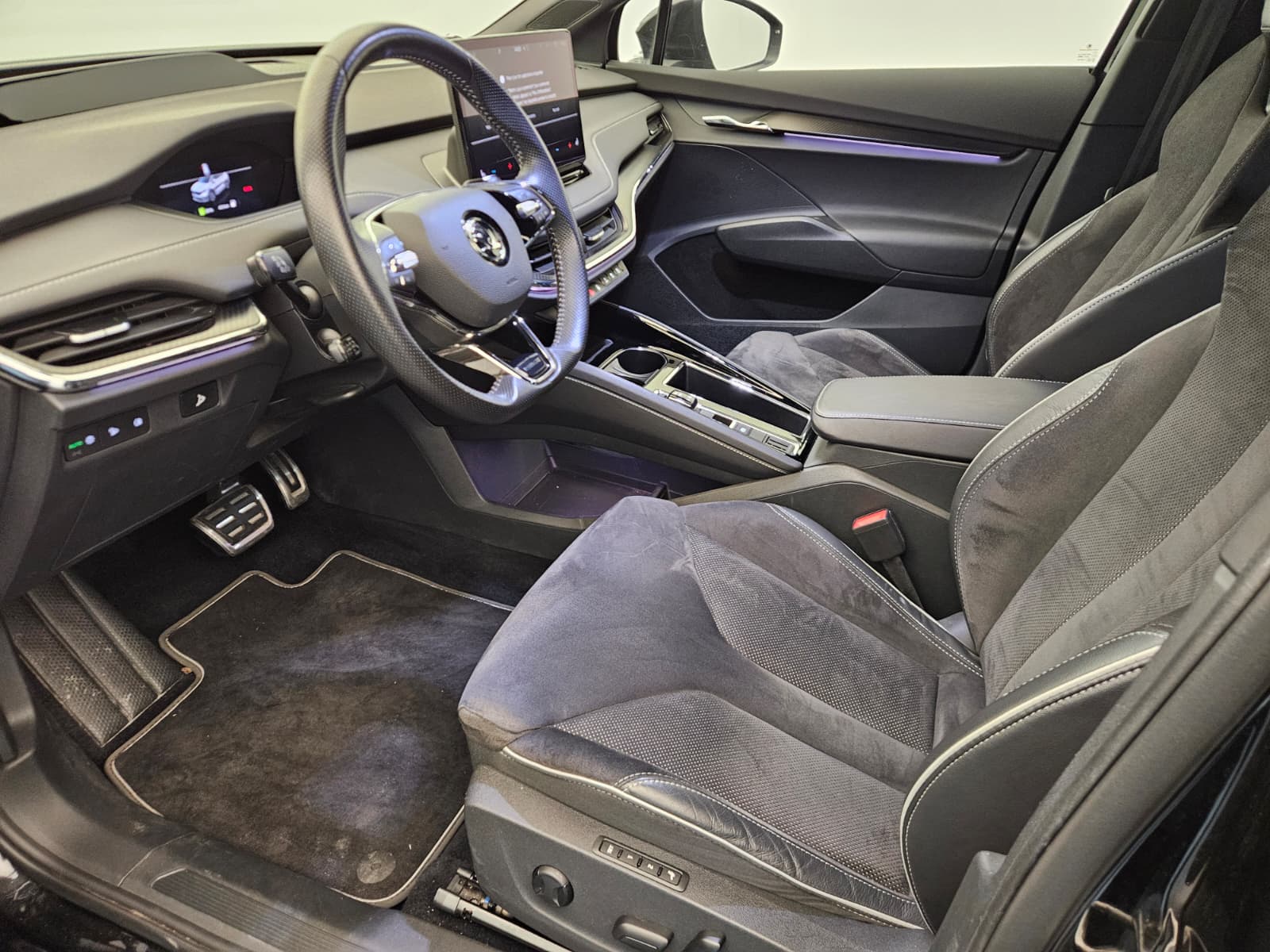 SKODA Enyaq iV 80 SportLine-image-11