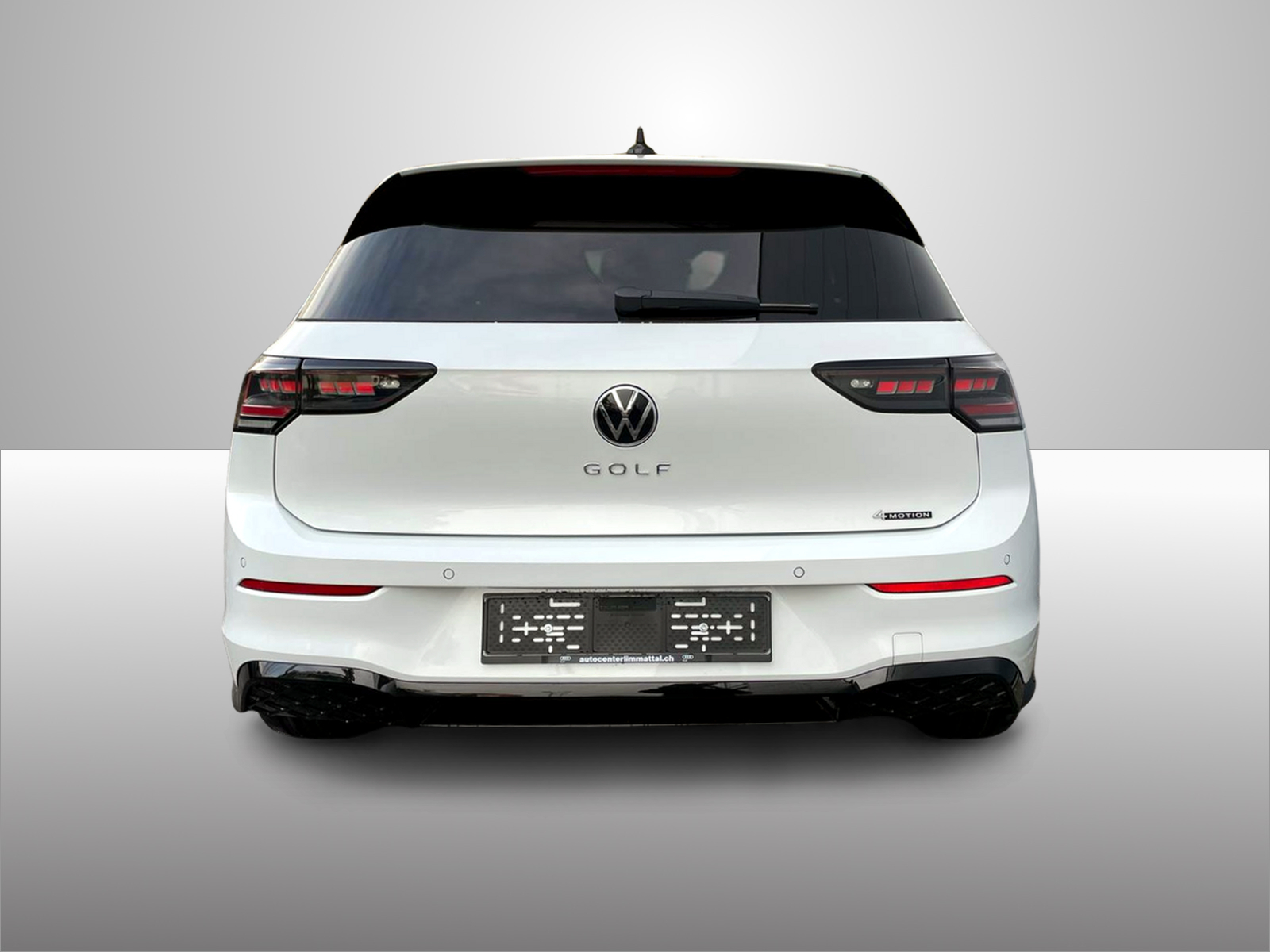 VW Golf R-Line 2.0TSI 204PS 4Motion-image-10
