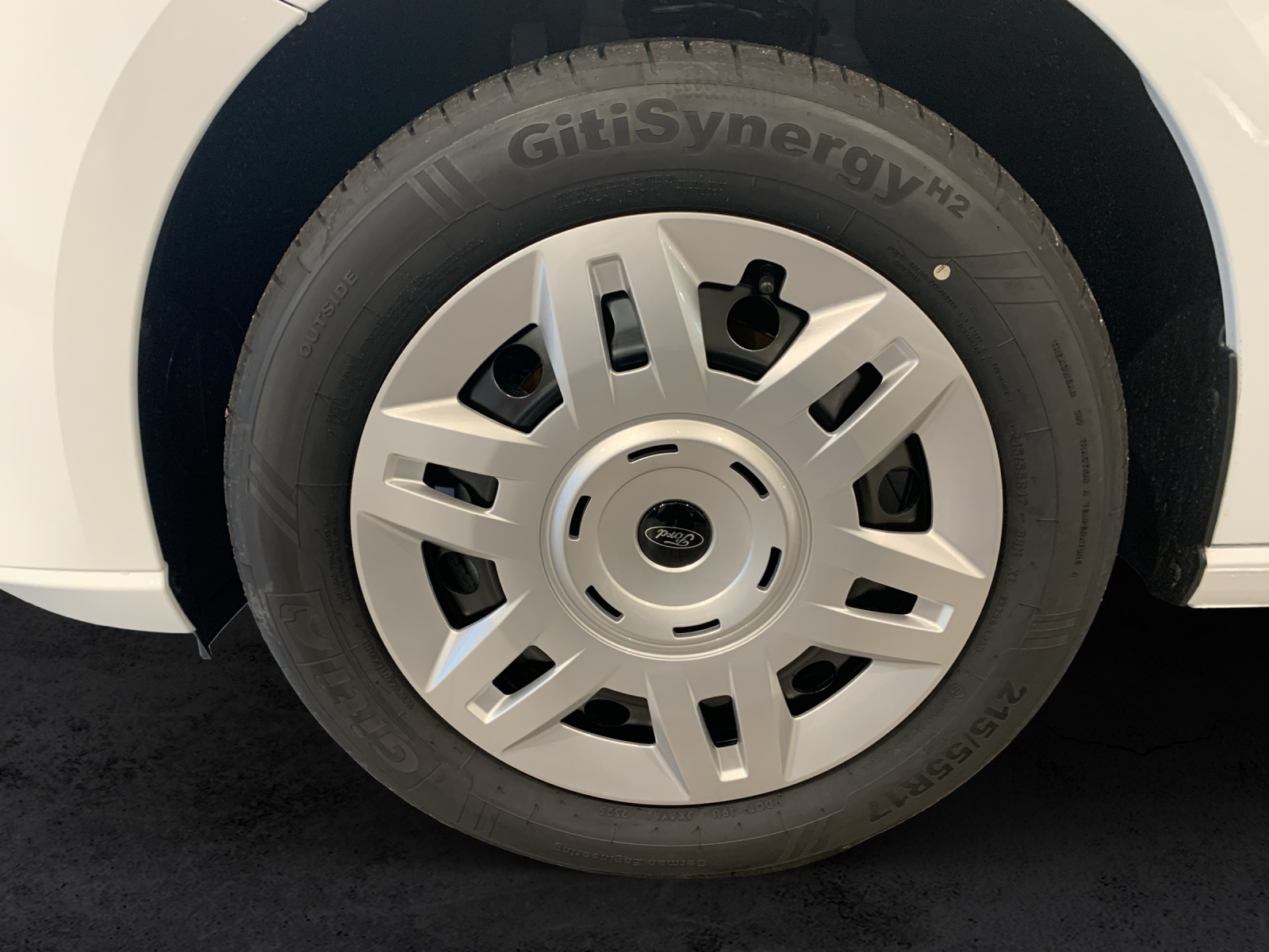 FORD Grand Transit Connect 1.5 Trend PHEV-image-11