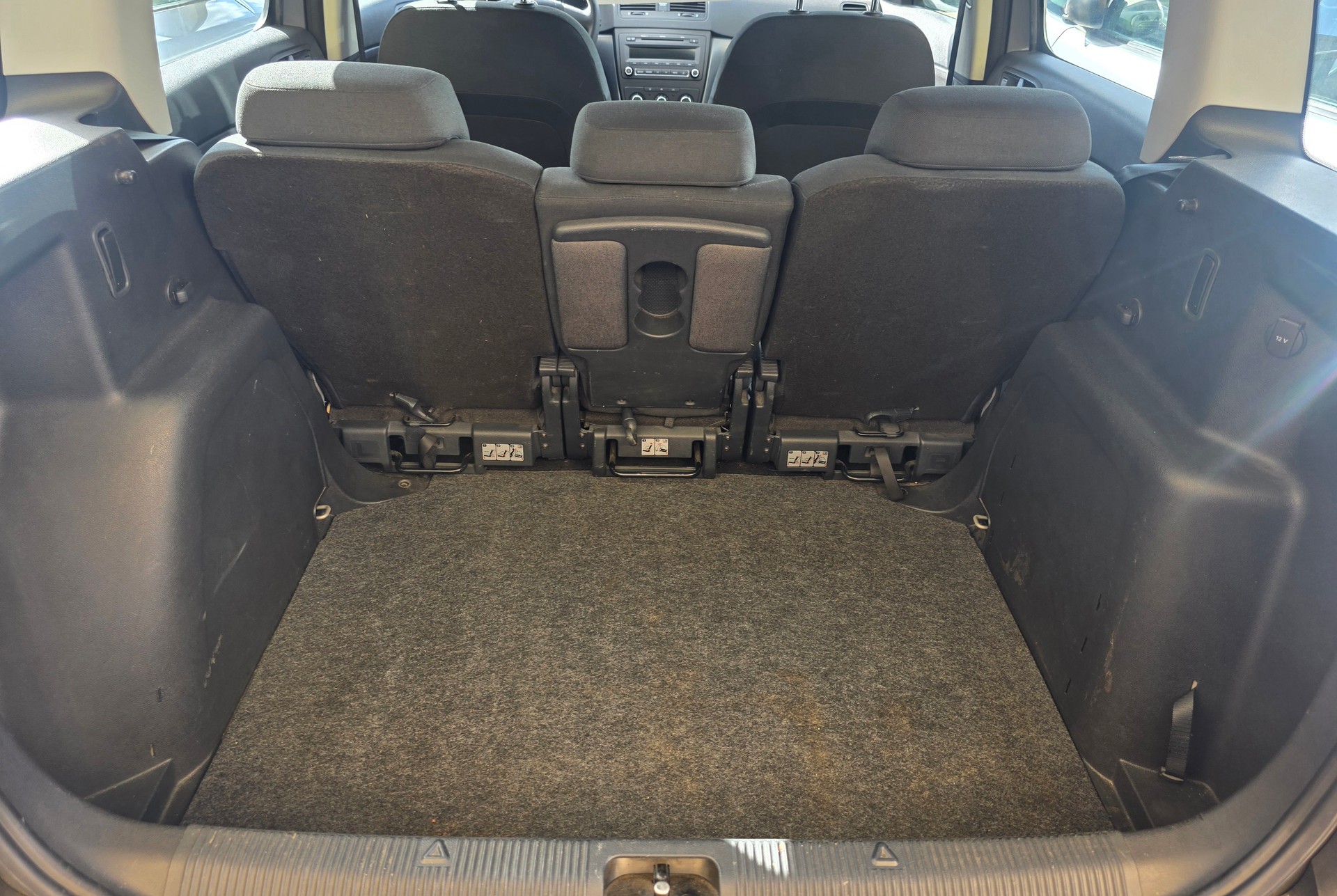 SKODA Yeti 2.0 TDI Active 4x4 DSG-image-10
