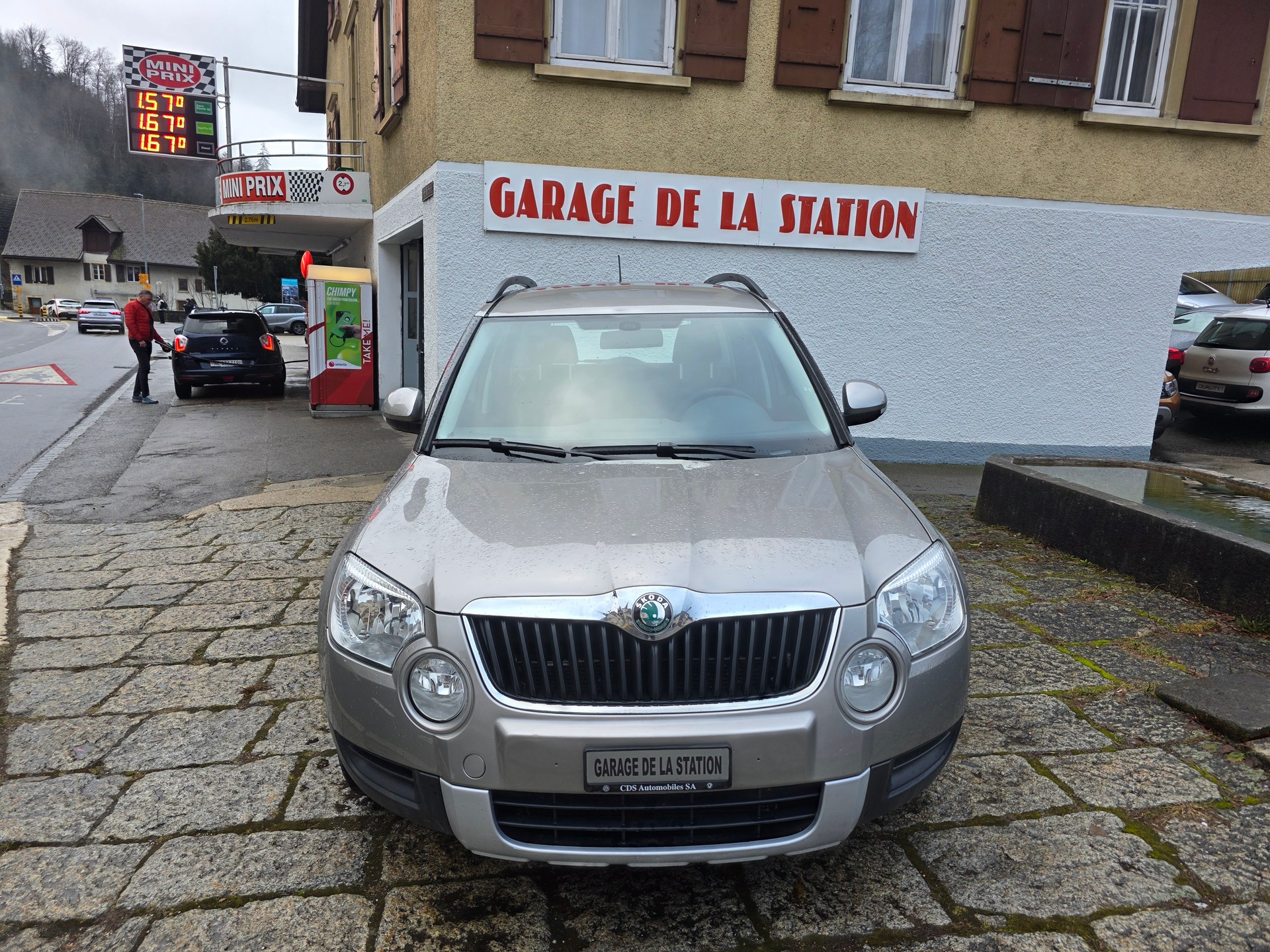 SKODA Yeti 2.0 TDI Active 4x4 DSG-image-1