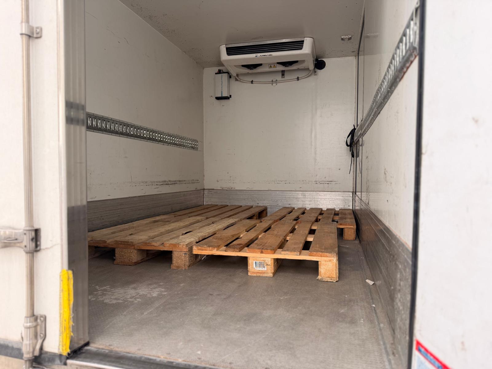 MERCEDES-BENZ Sprinter-image-4
