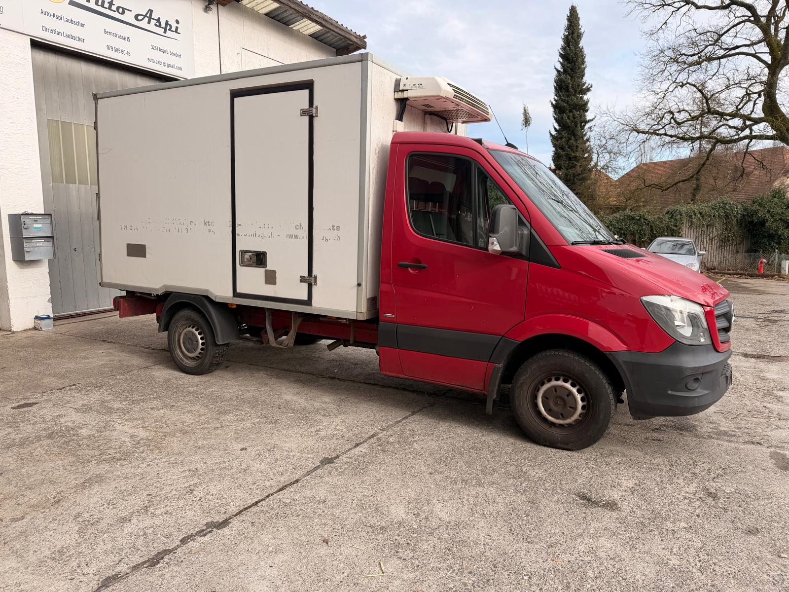 MERCEDES-BENZ Sprinter-image-2