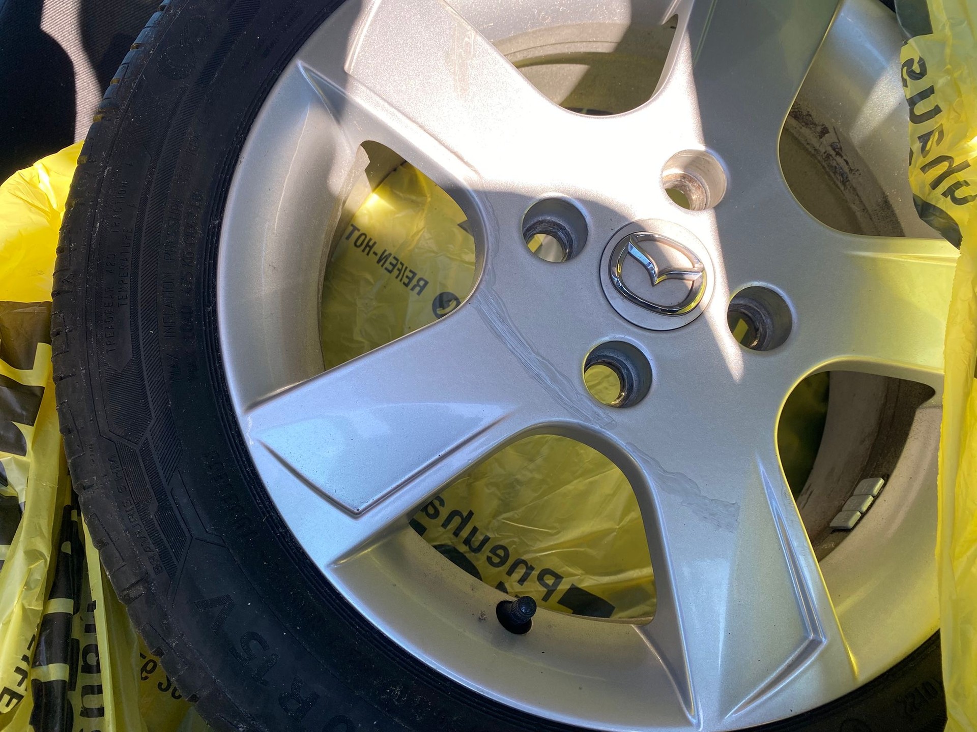 MAZDA 2 1.4i 16V Exclusive-image-7