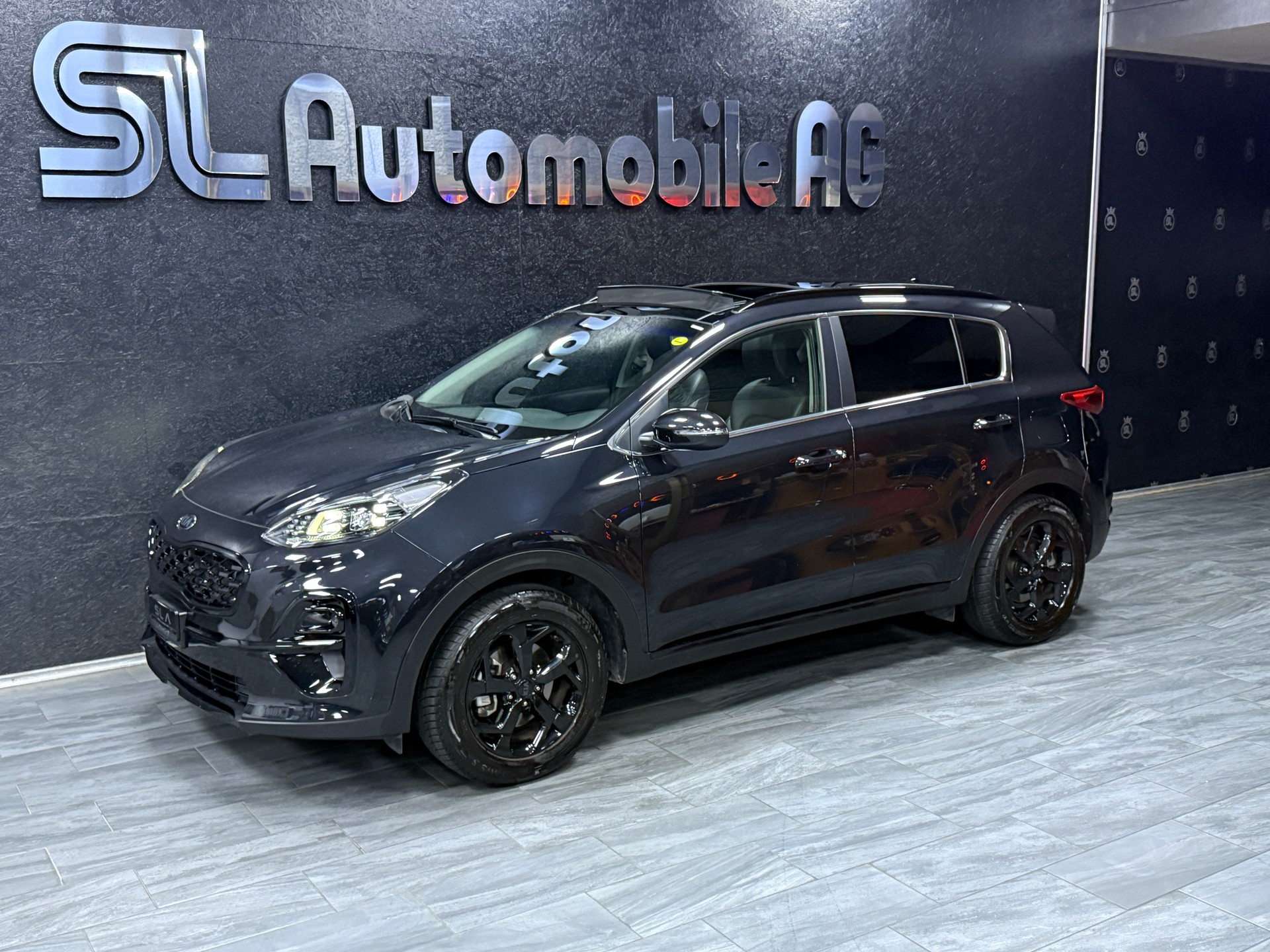 KIA Sportage 1.6CRDi Mild Hybrid Black Edition 4WD DCT / CH Fz Werksgarantie 7 jahre-image-2