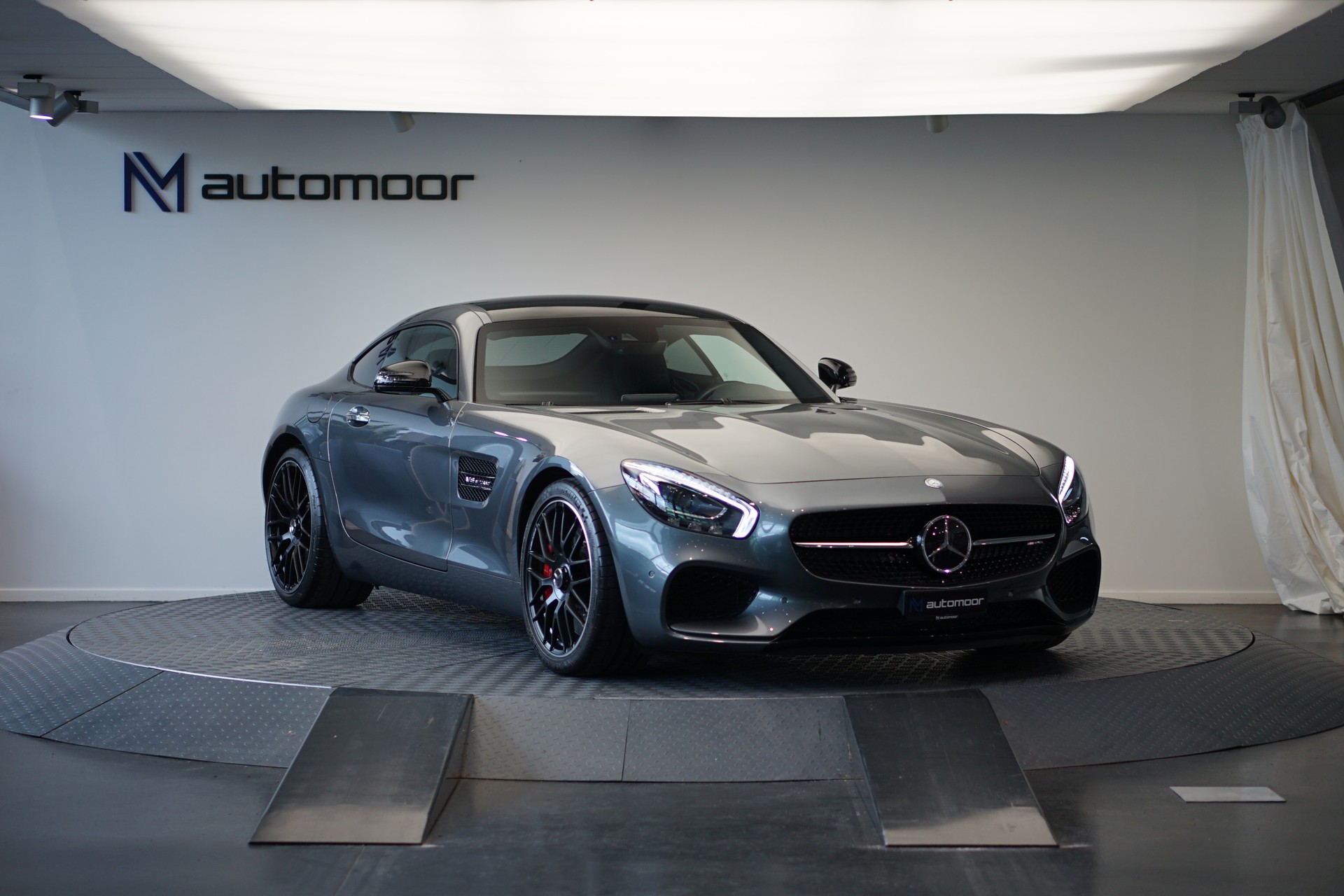 MERCEDES-BENZ AMG GT S Speedshift DCT *CH-Fahrzeug*-image-2