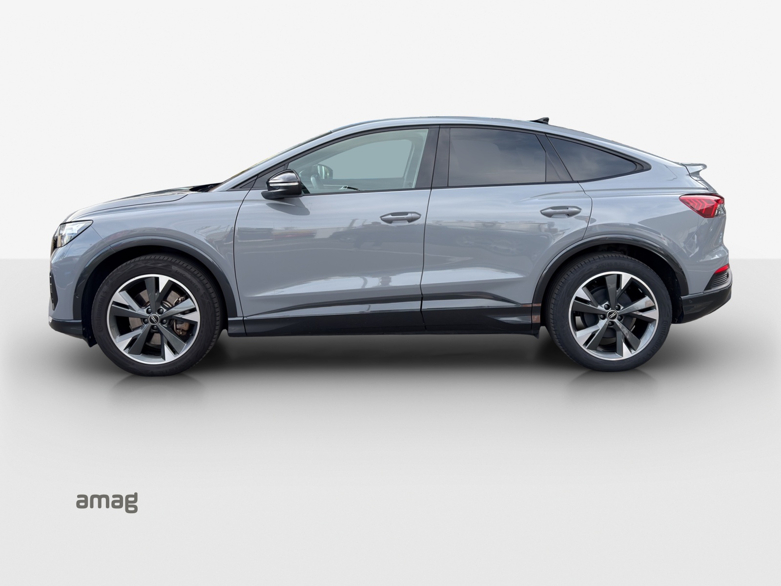 AUDI Q4 Sportback e-tron 40-image-1