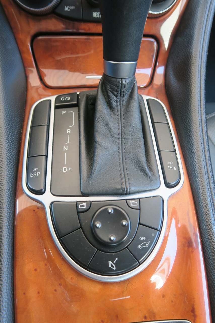 MERCEDES-BENZ SL 350-image-12