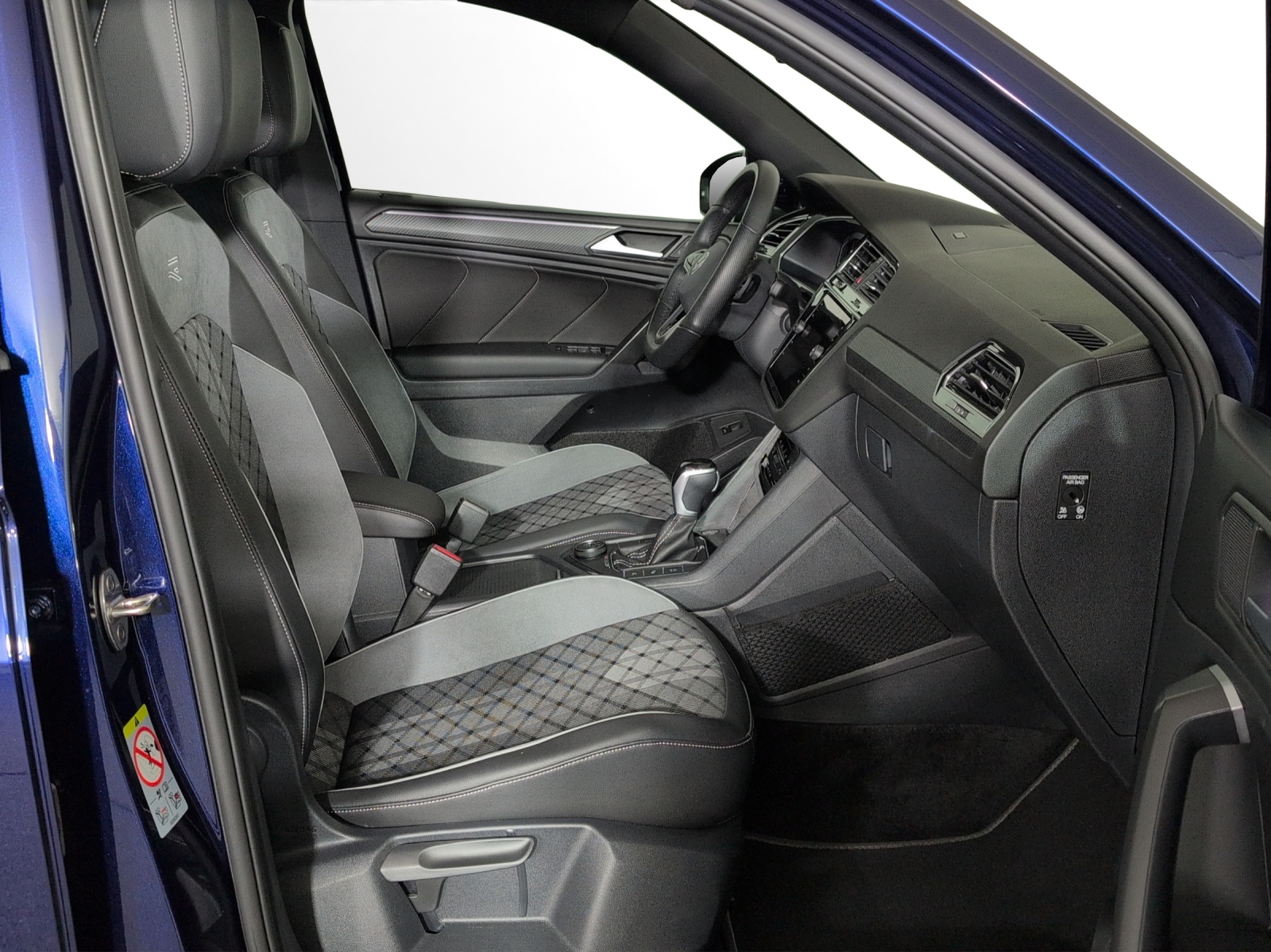 VW Tiguan Allspace 2.0TSI R-Line 4Motion DSG-image-7