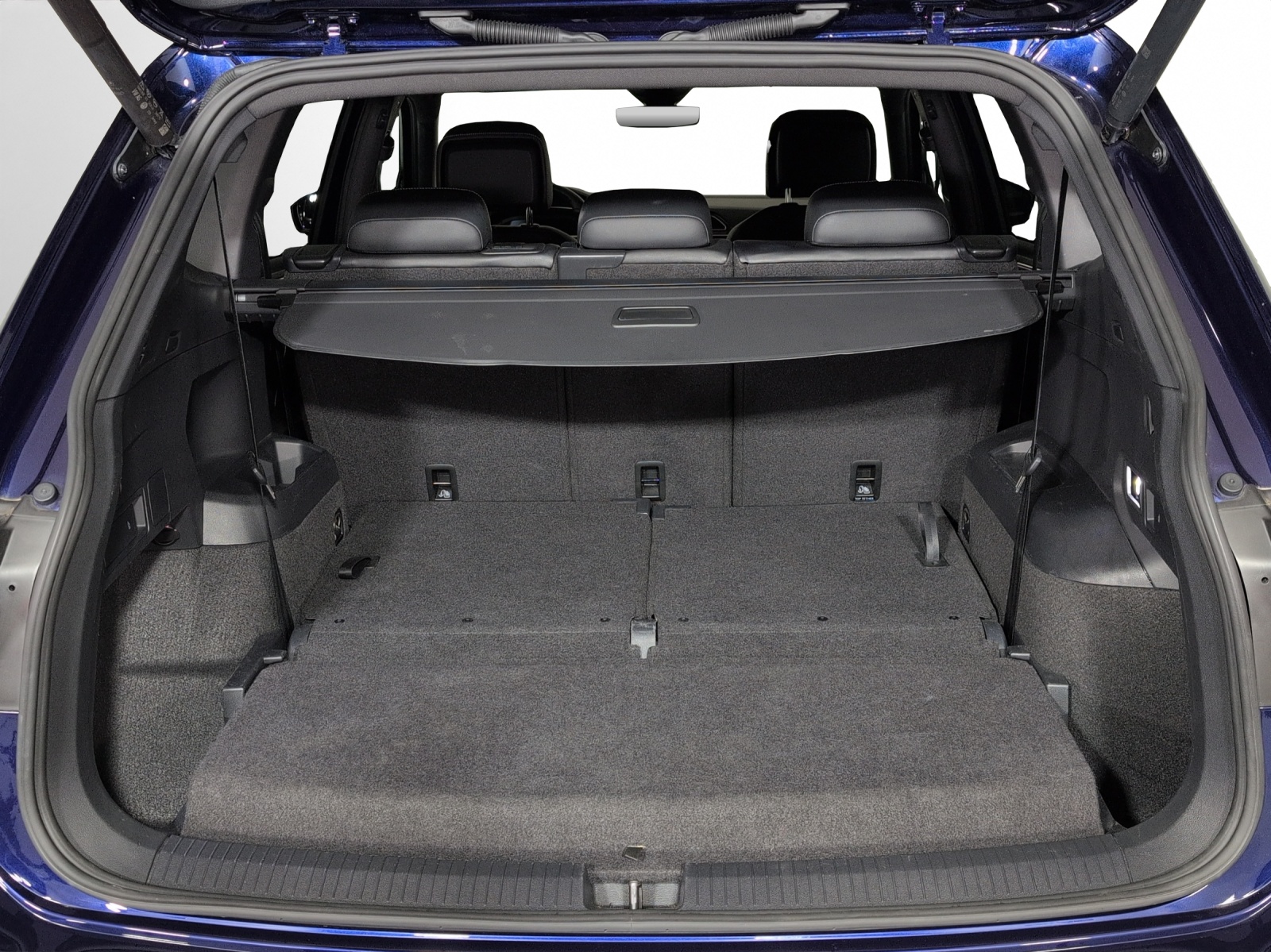 VW Tiguan Allspace 2.0TSI R-Line 4Motion DSG-image-16