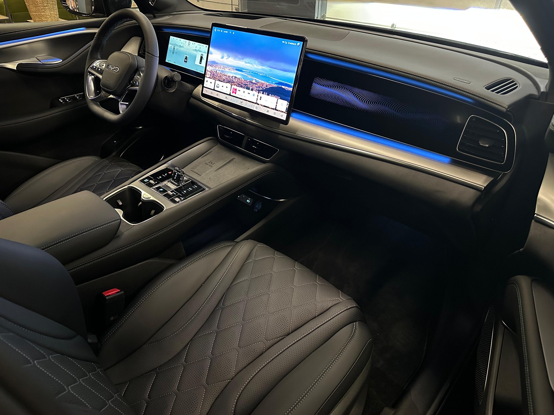 BYD Sealion 7 91,3 kWh Excellence AWD-image-11