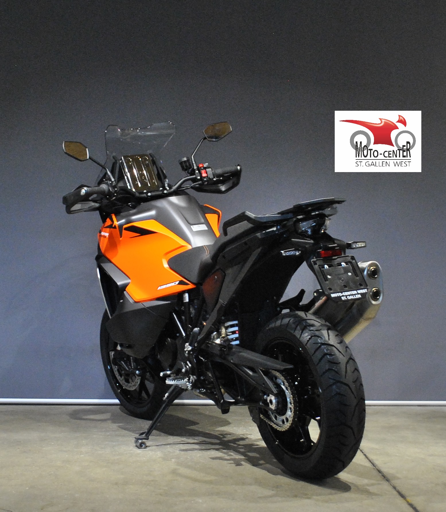 KTM 1390 Super Adventure S-showroom-element-3