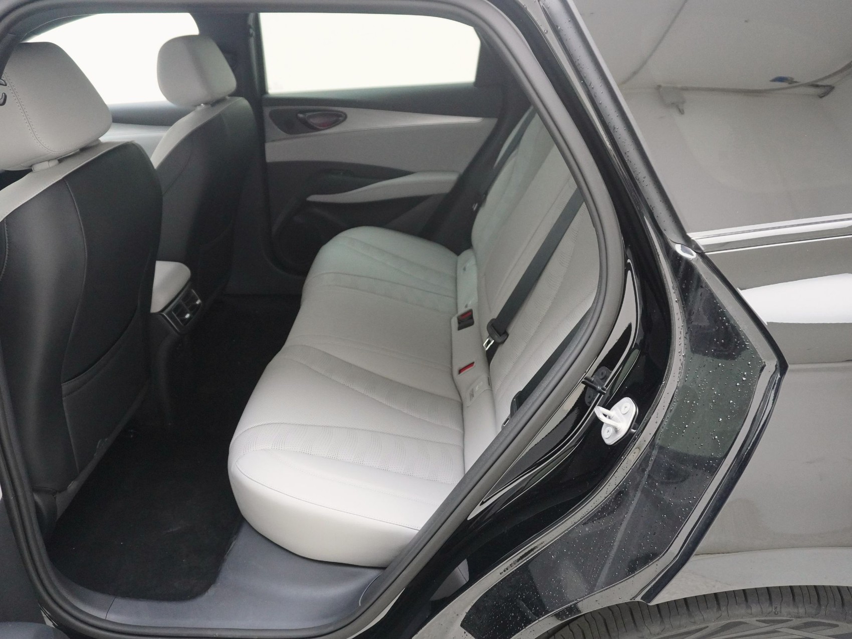 BYD Seal 6 DM-i Touring Comfort-image-13