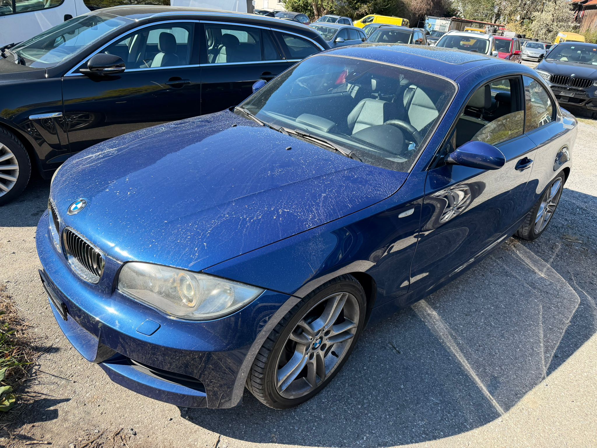 Car photo