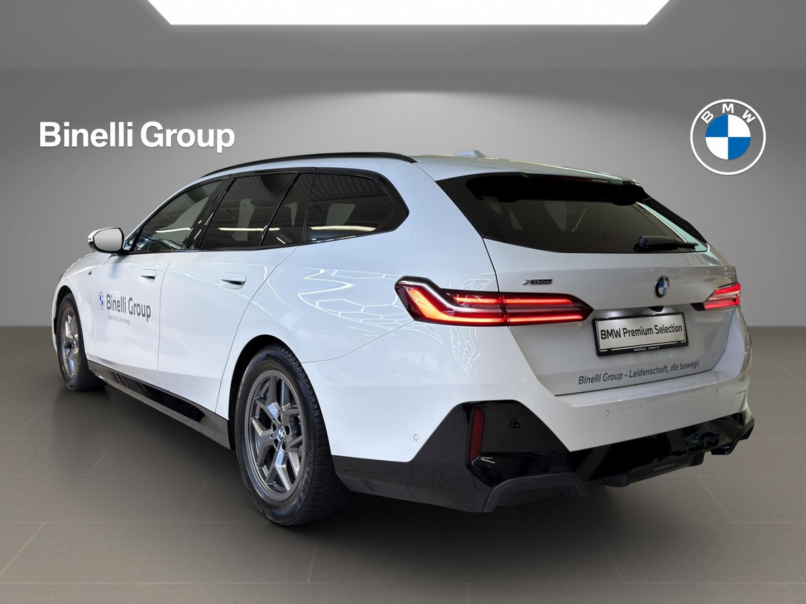 BMW 520d xDrive Touring M-SportPaket-image-2
