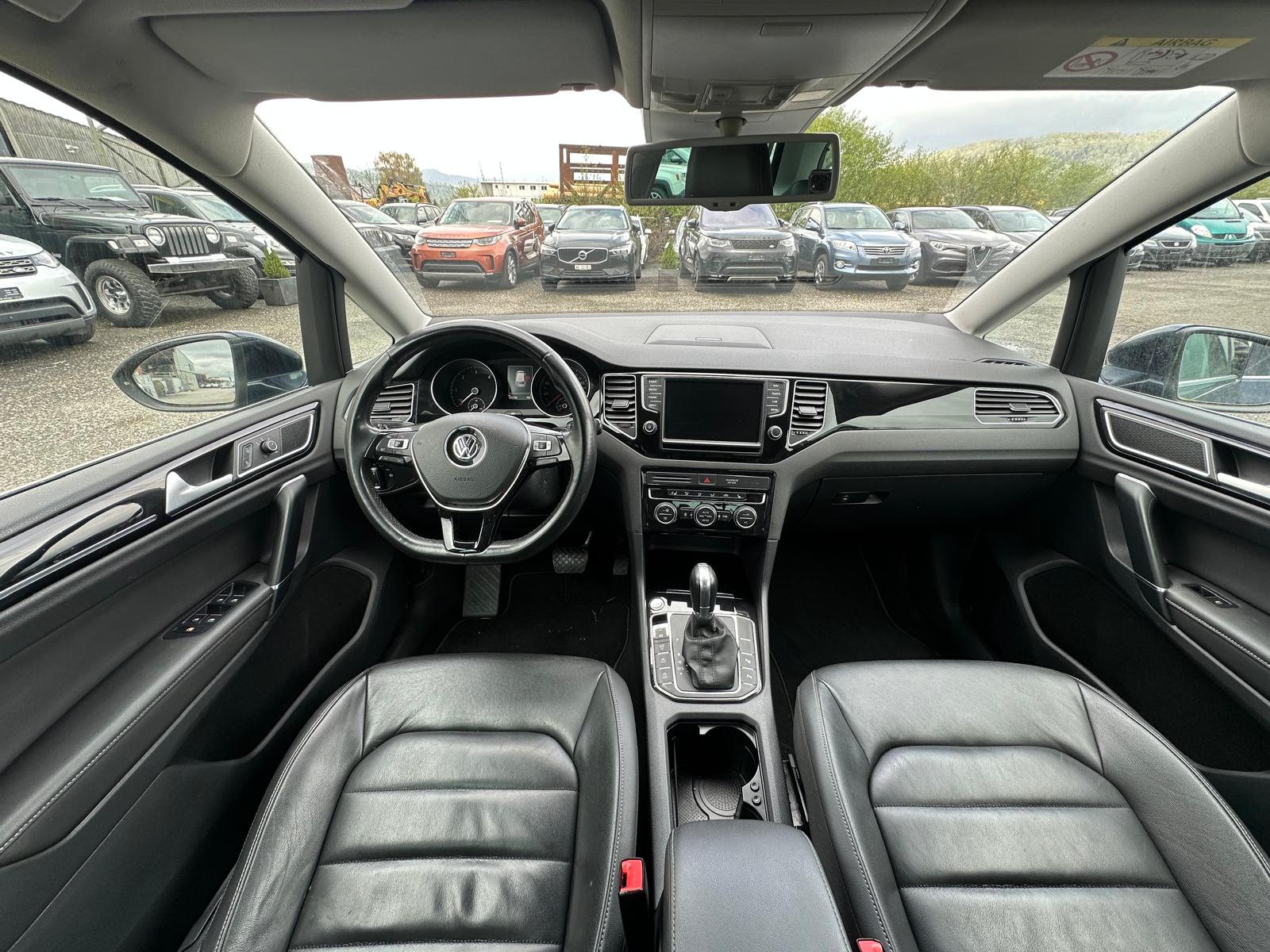 VW Golf Sportsvan 2.0 TDI Highline DSG-image-7