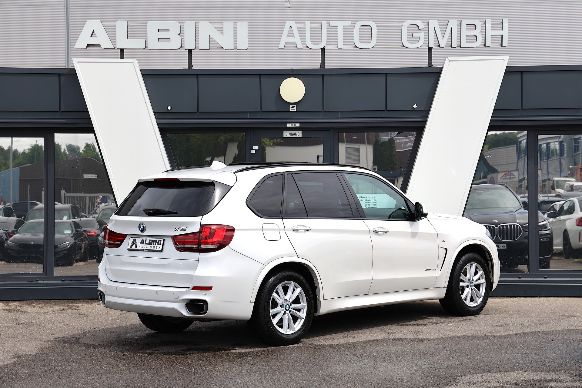 BMW X5 xDrive 40d M-Sport Steptronic-image-2