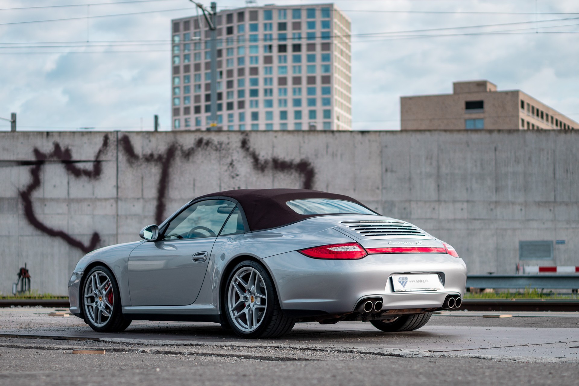 PORSCHE 911 Cabrio Carrera 4S-image-4