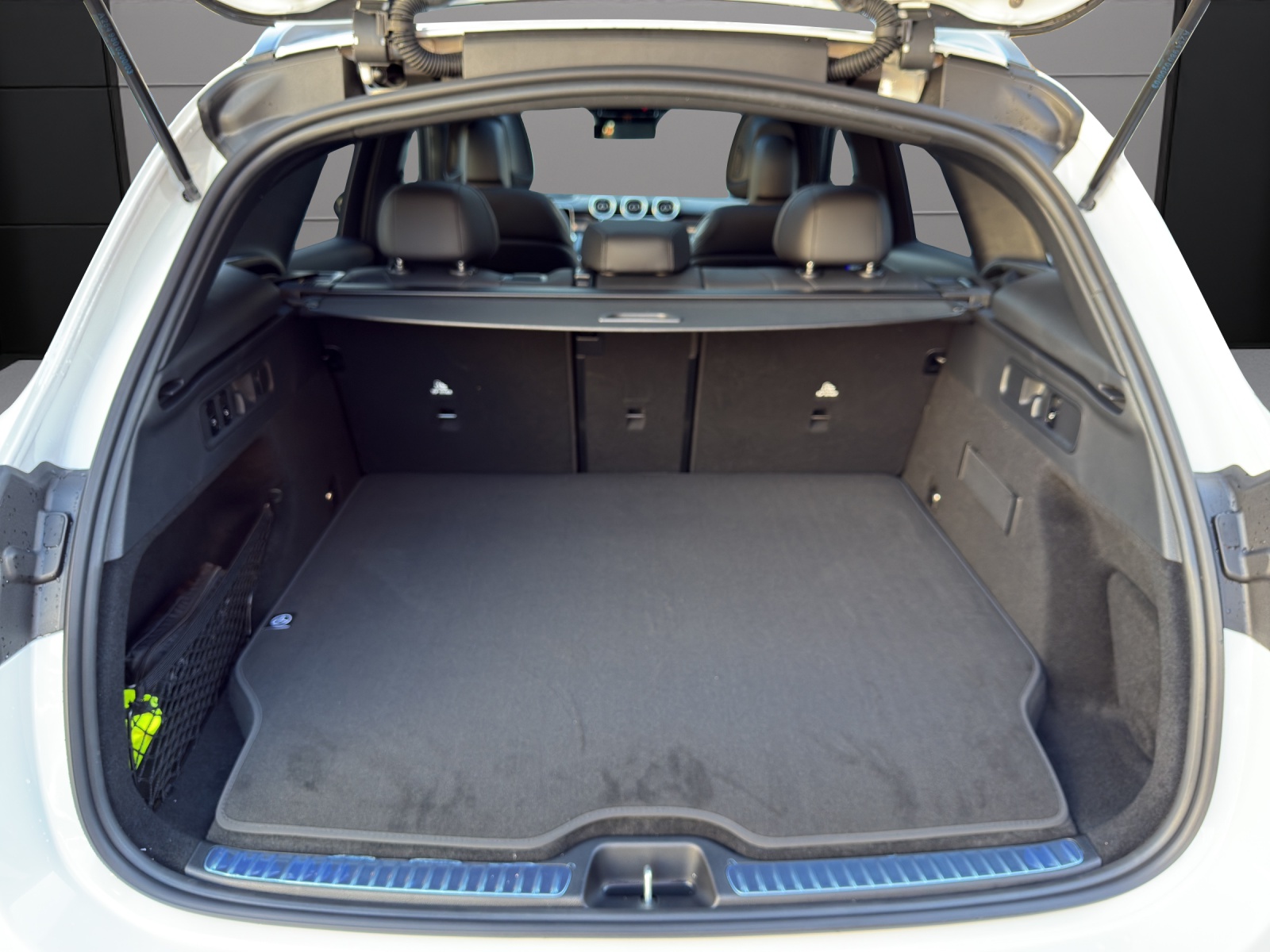 Image MERCEDES-BENZ GLC-400 GLC 400 e 4Matic EQ Star 9G-Tronic