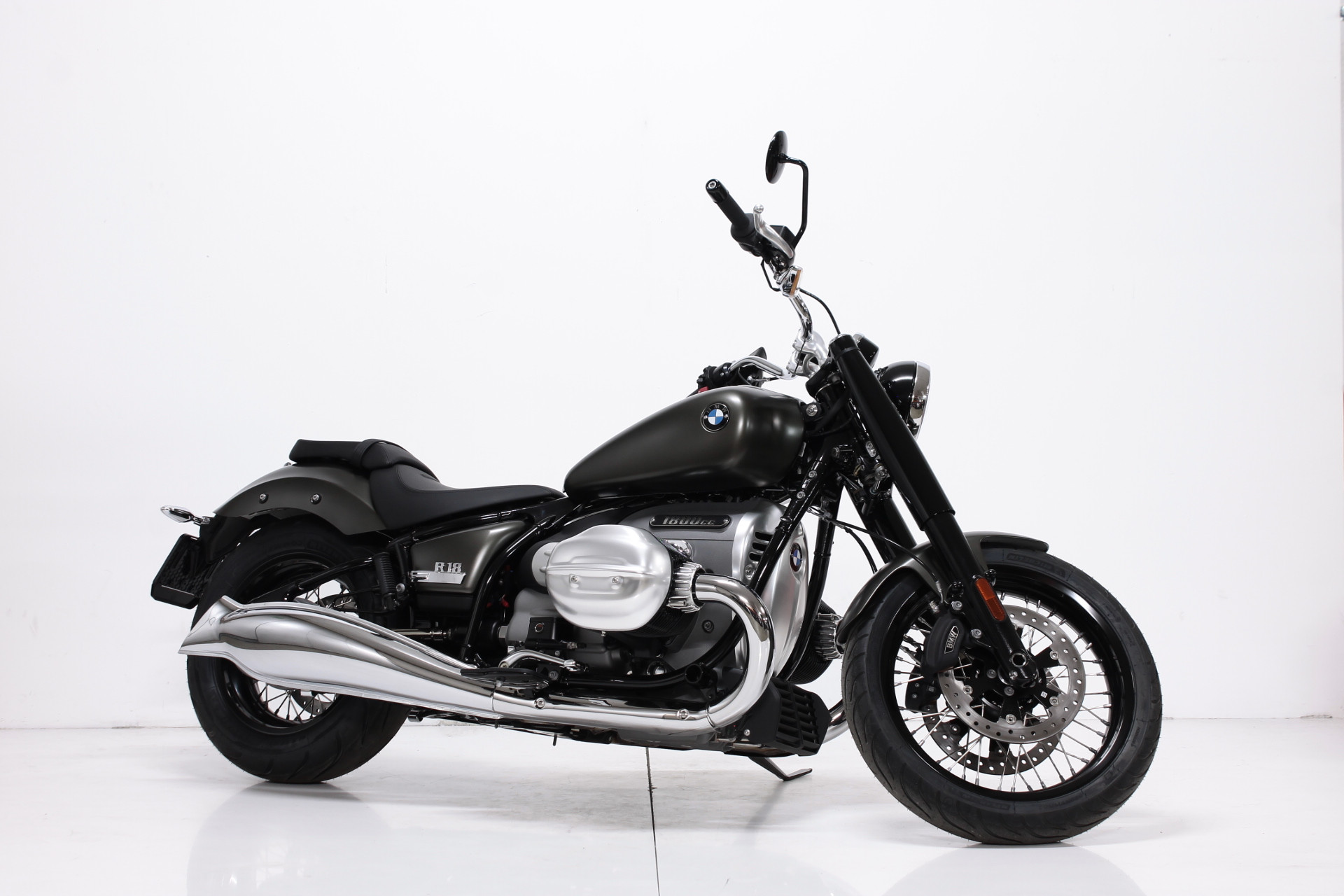 BMW R 18-showroom-element-3
