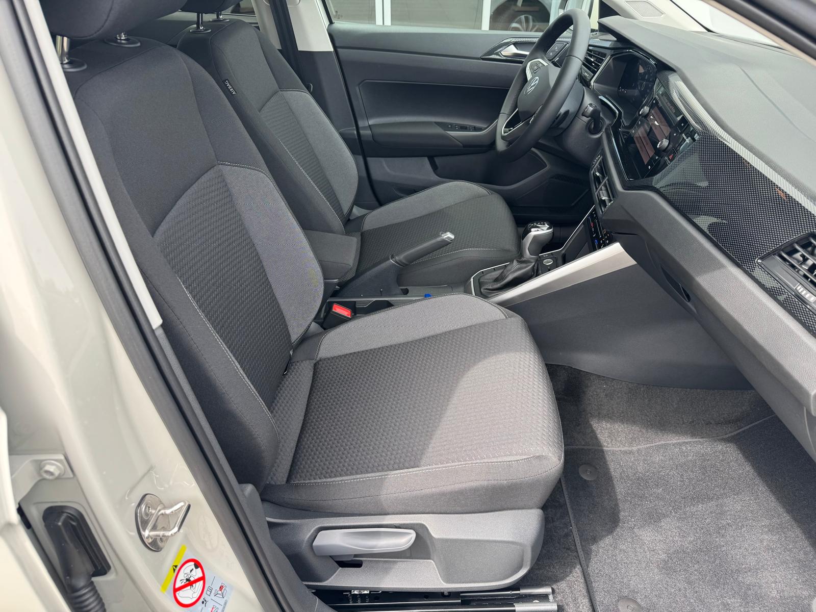 VW Polo 1.0 TSI Life DSG-image-2