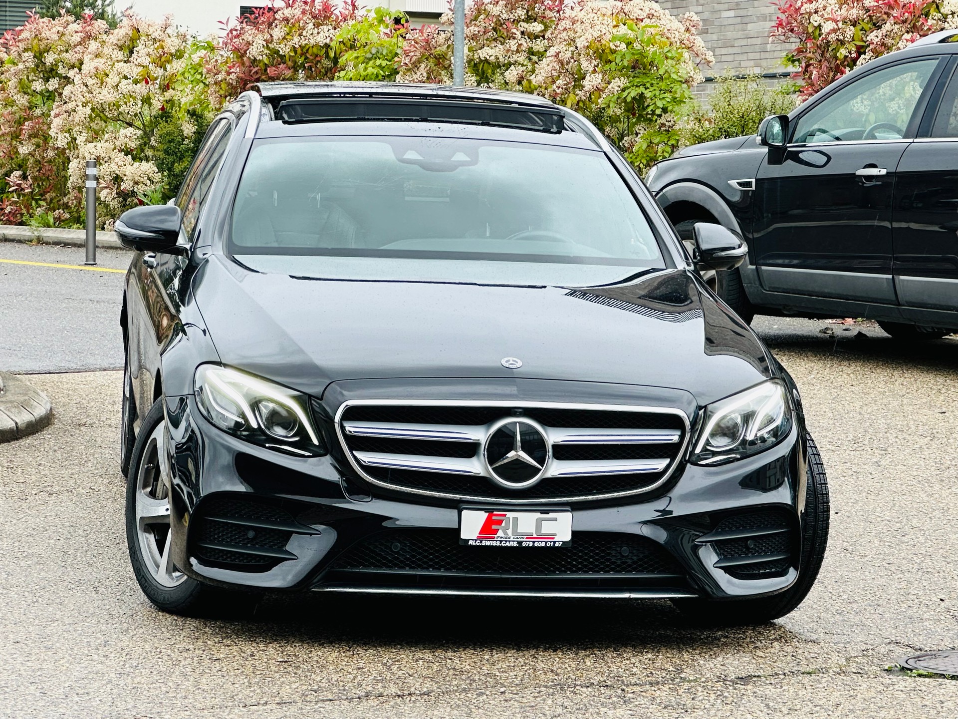 MERCEDES-BENZ E 400 AMG Line 4 Matic 9G-Tronic-image-1