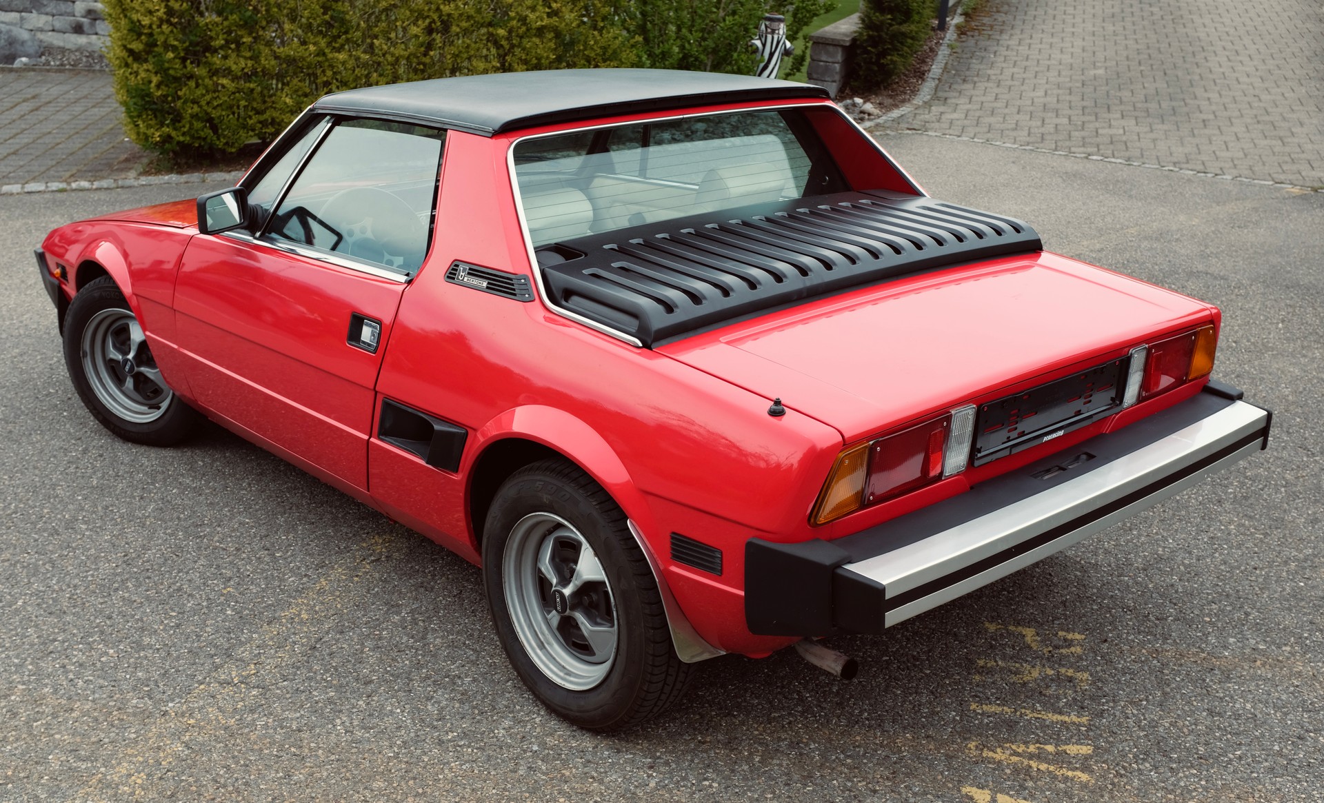 FIAT X 1/9 Bertone-image-5