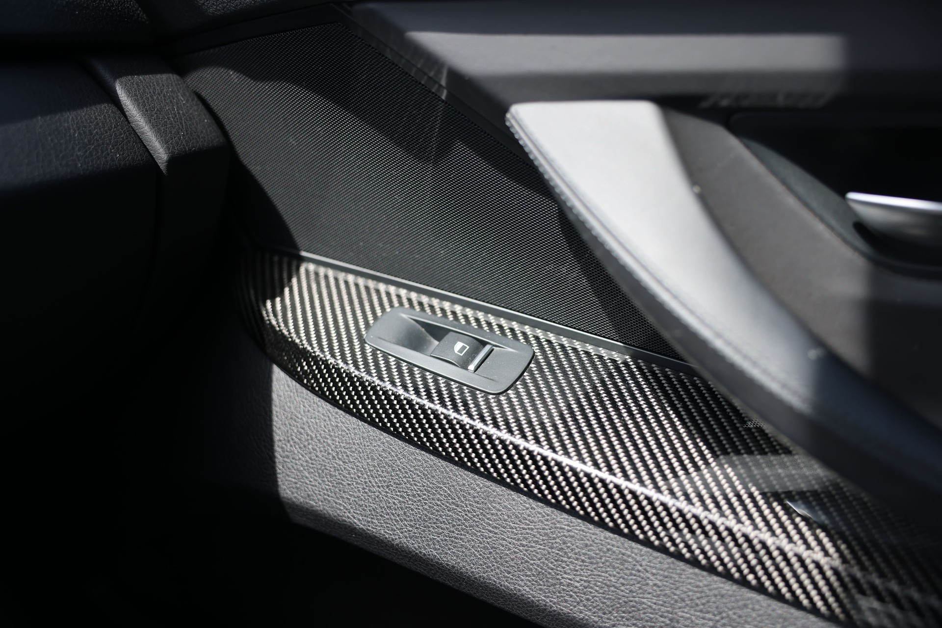 BMW M6 Coupé Drivelogic *Sommeraktion* *Frisch ab MFK*-image-15