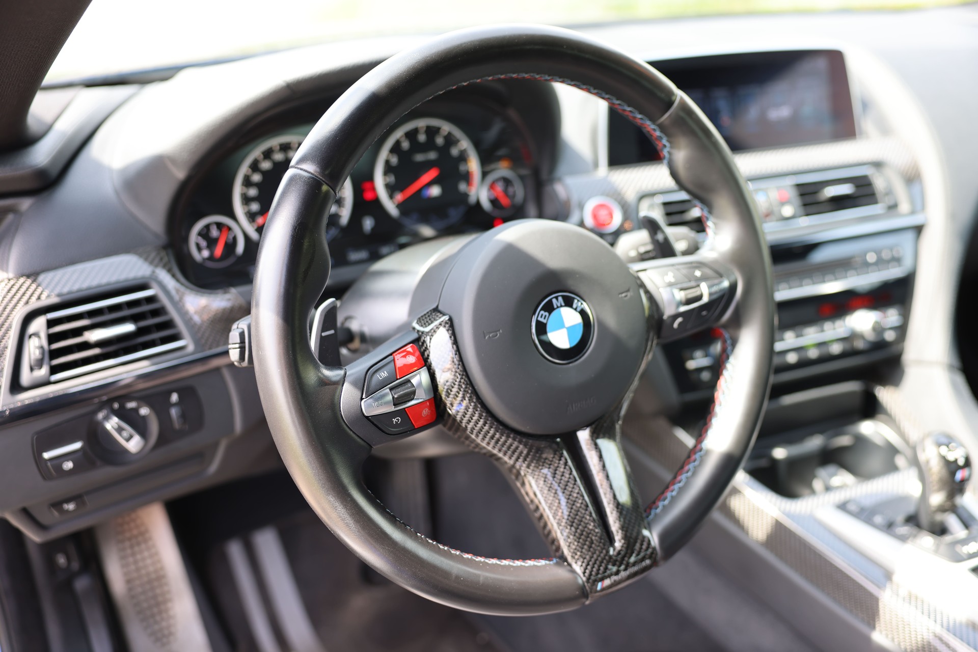 BMW M6 Coupé Drivelogic *Sommeraktion* *Frisch ab MFK*-image-10