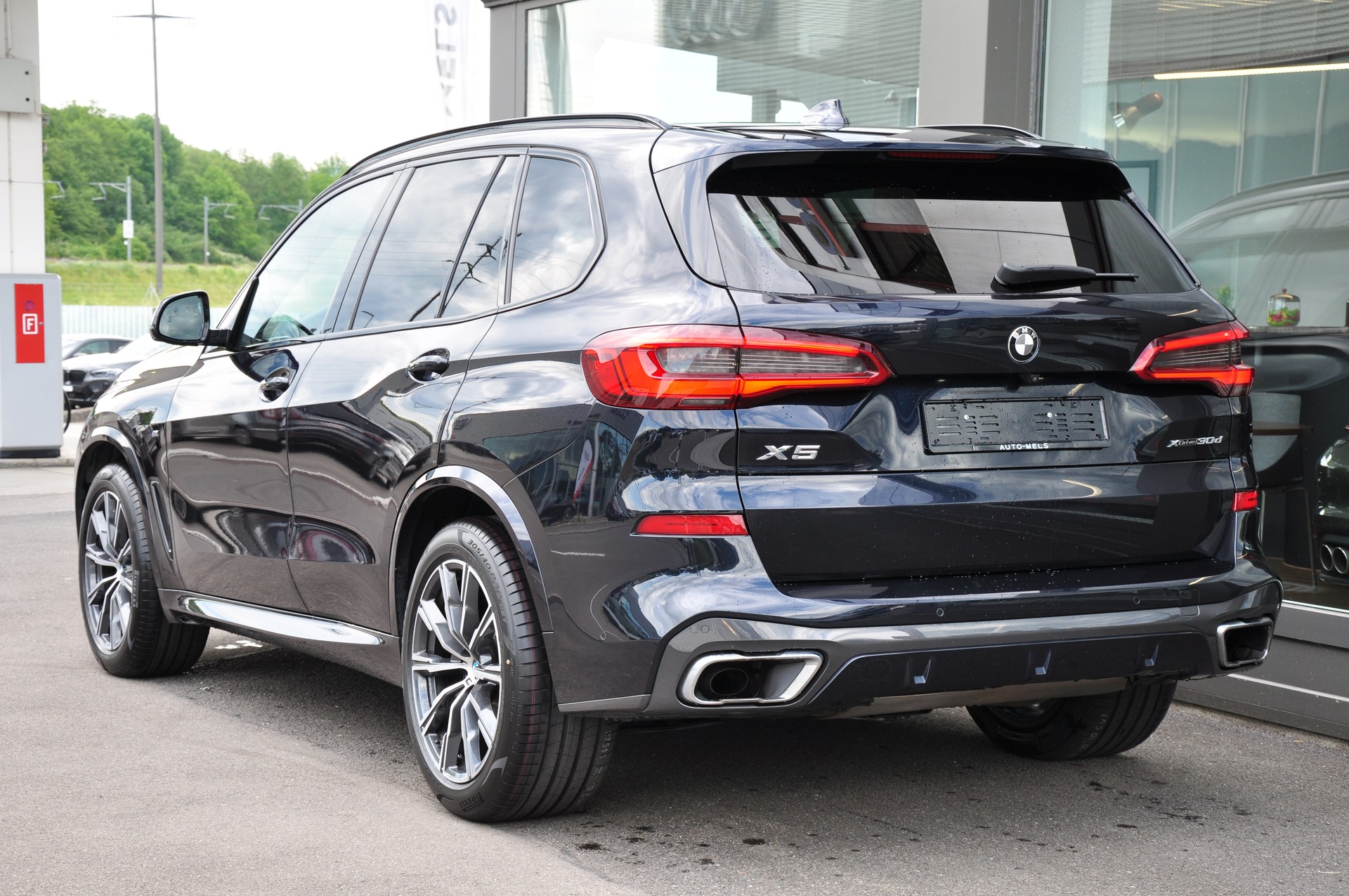 BMW X5 xDrive 30d Steptronic M Sportpaket-image-6