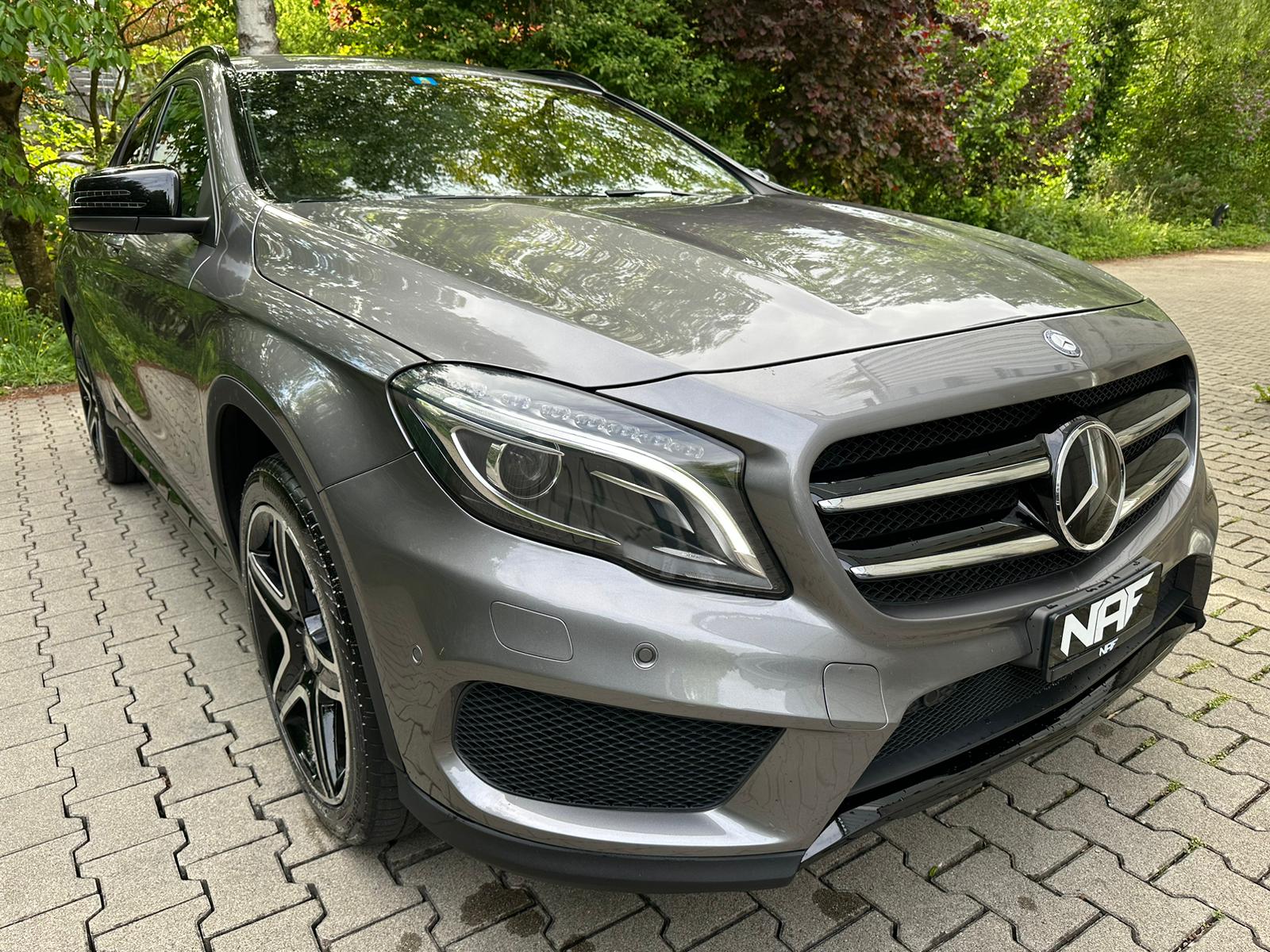 MERCEDES-BENZ GLA 250 AMG Line 4Matic 7G-DCT-image-6