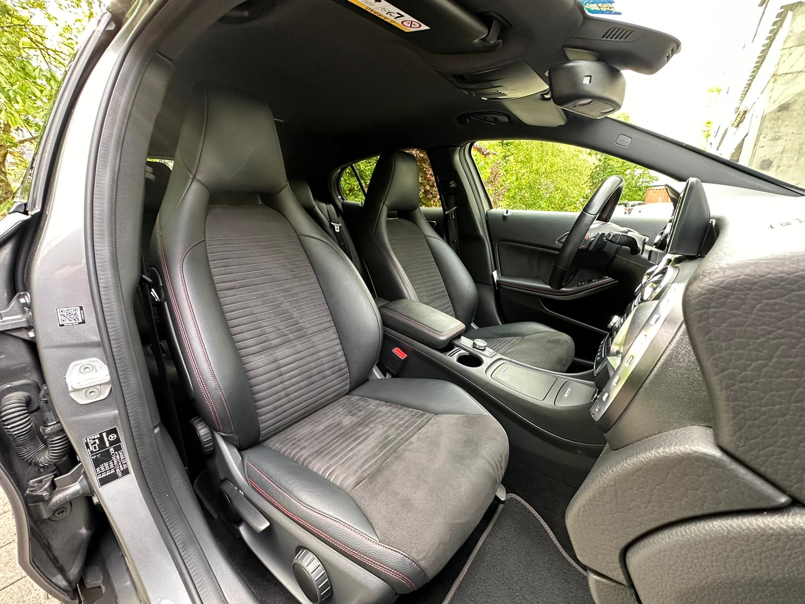 MERCEDES-BENZ GLA 250 AMG Line 4Matic 7G-DCT-image-14