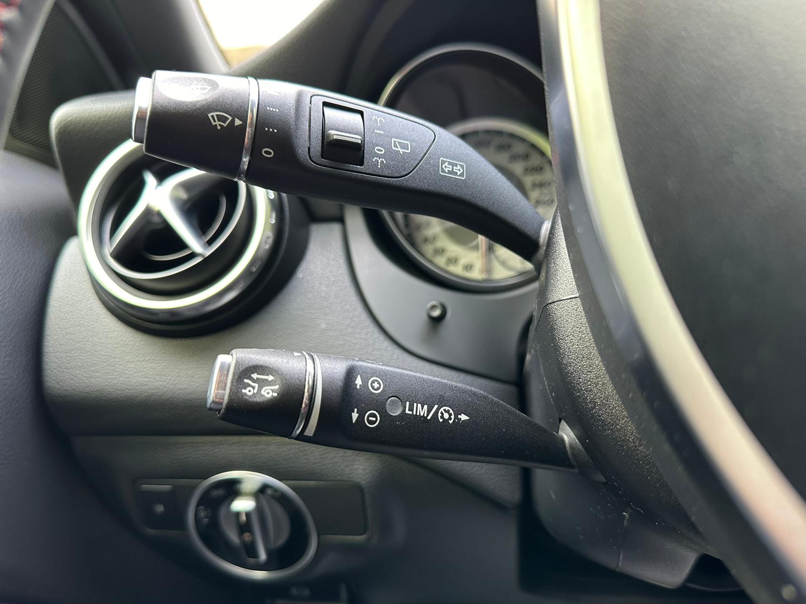 MERCEDES-BENZ GLA 250 AMG Line 4Matic 7G-DCT-image-20